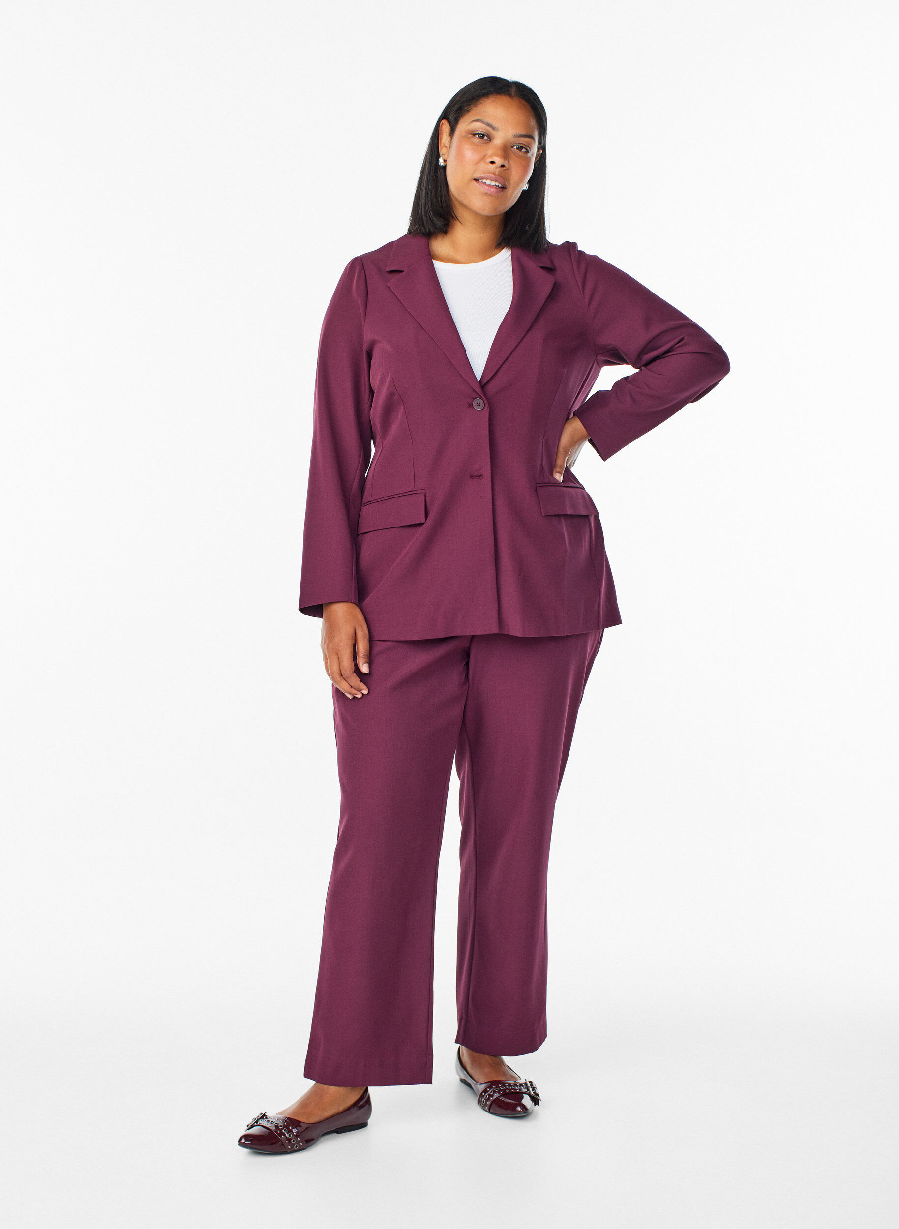 Zizzi FLASH - Blazer met zakken en splitjes, Donker Bordeaux, Model image number 1