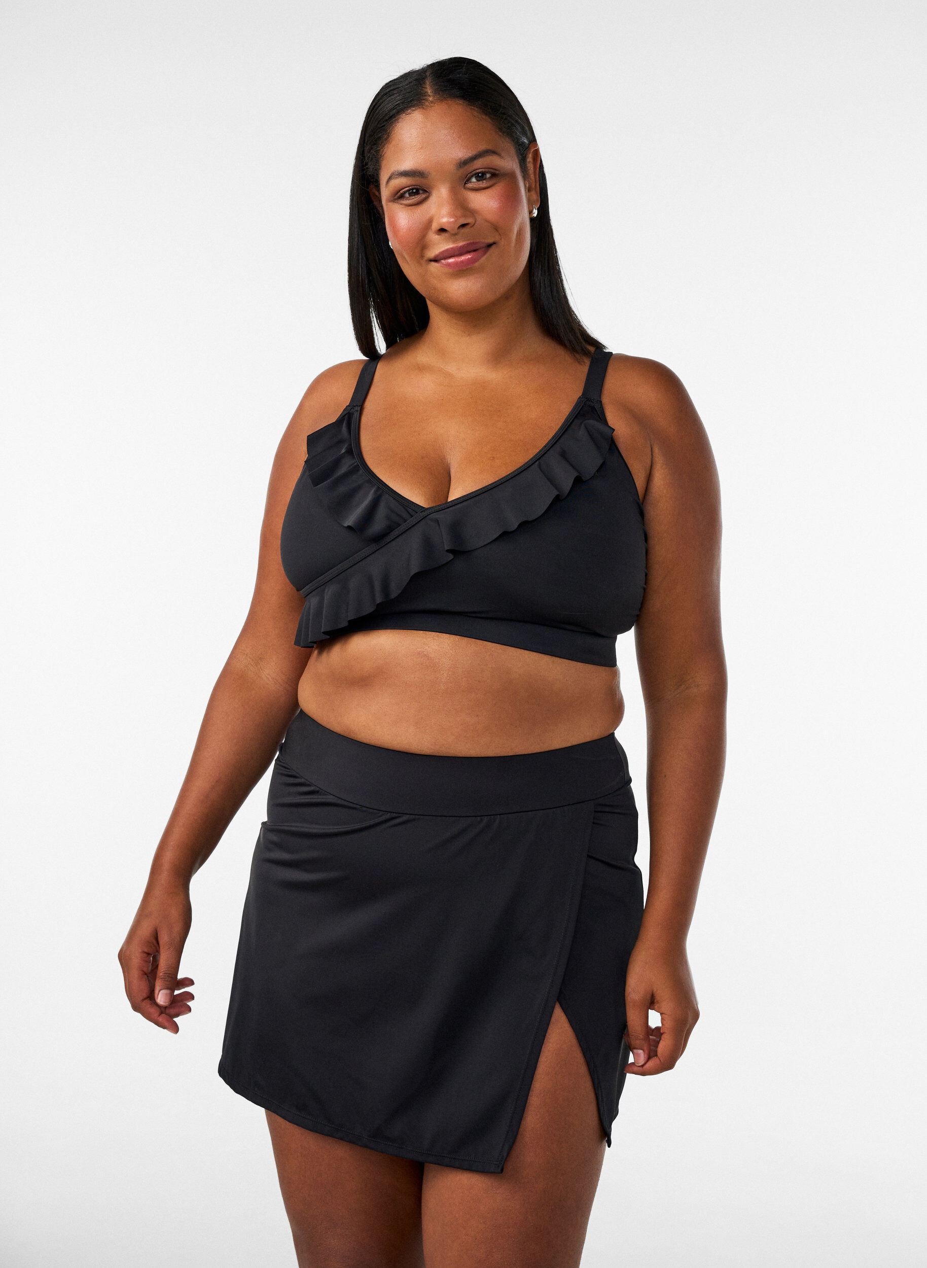 Bikinibroekje met slip en wikkel-effect, Zwart, Model
