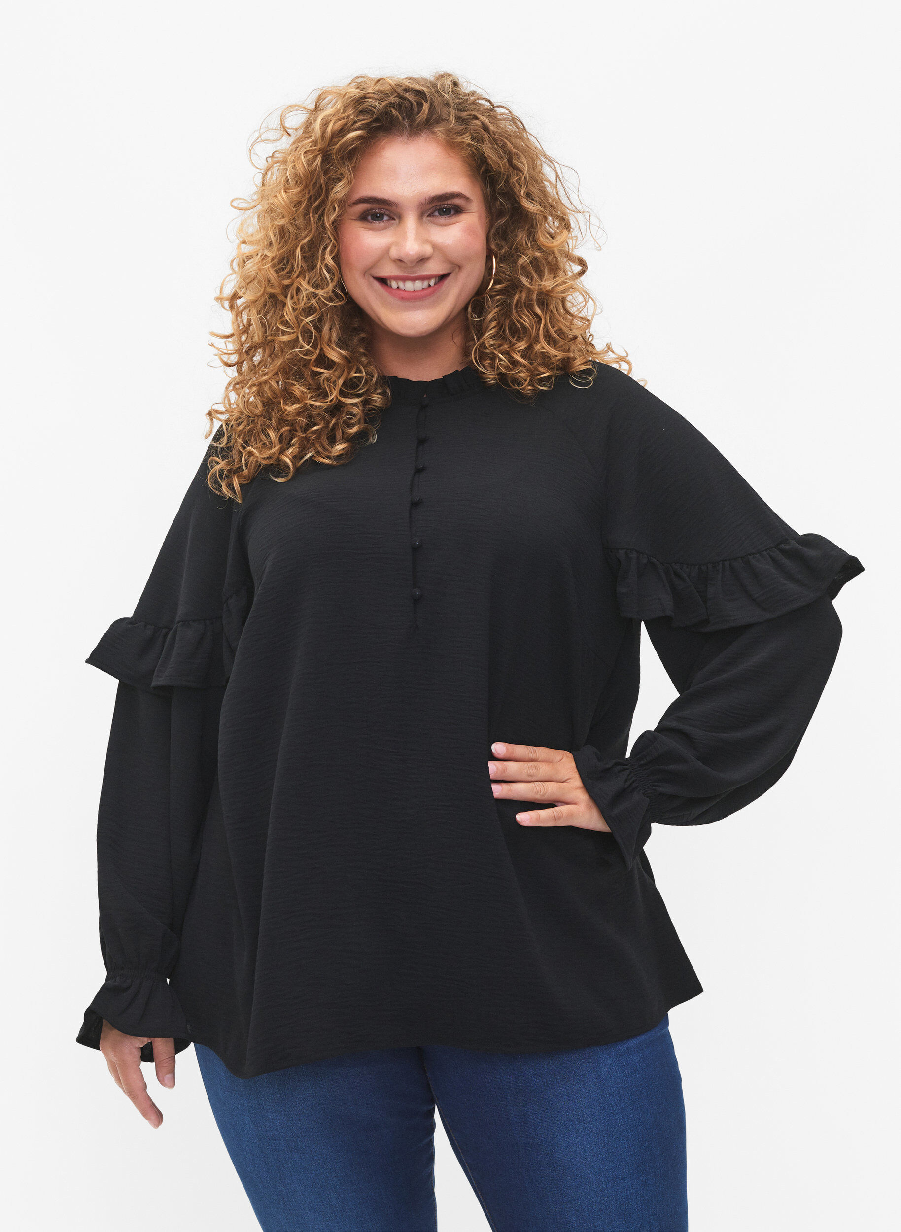 Zizzi Blouse met ruches en knopen, Black, Model image number 0
