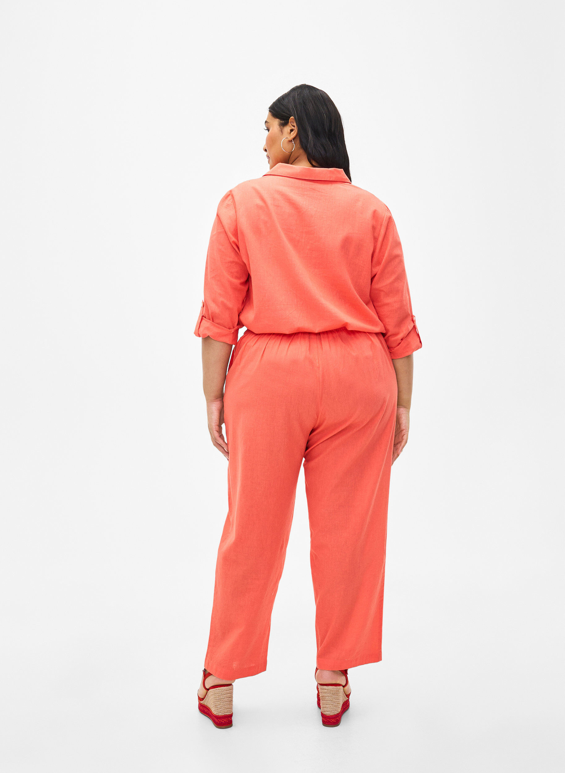 Zizzi Losvallende broek van linnen-katoenmix, Living Coral, Model image number 1
