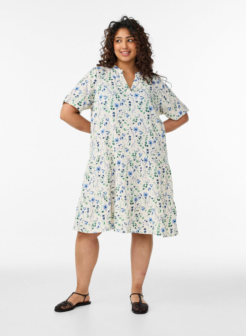 Korte A-lijn jurk in katoenen mousseline, Beige, Model image number 1