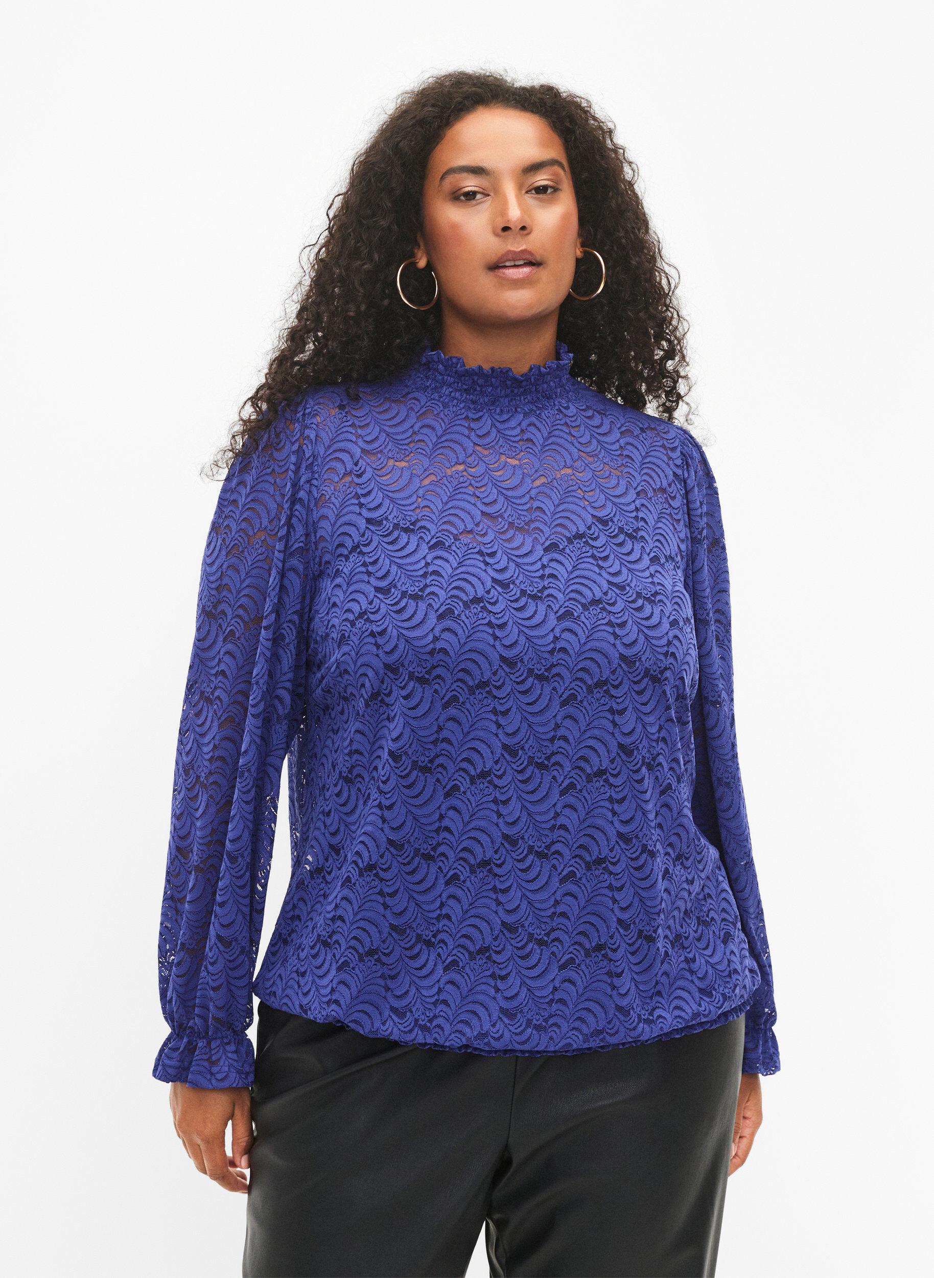 Zizzi Kanten blouse met lange mouwen en smok, Deep Ultramarine, Model image number 0