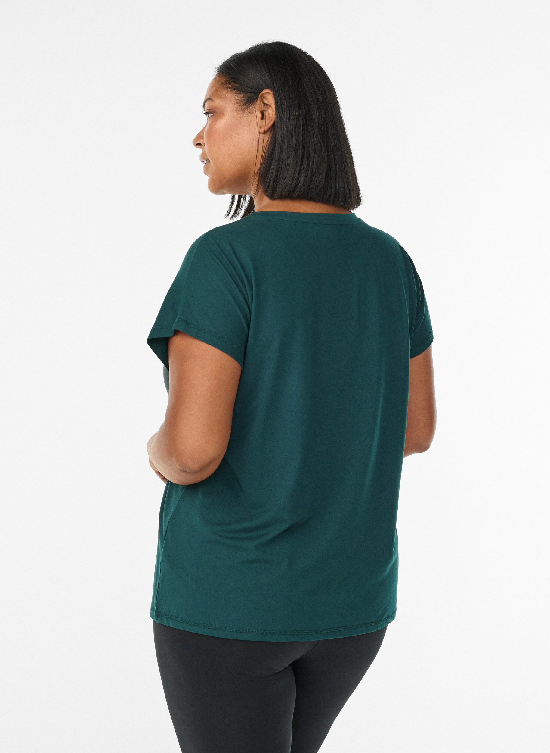 Zizzi Effen gekleurd trainingsshirt, Groen, Model image number 2