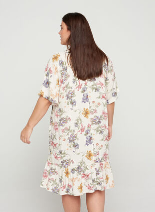 Viscose jurk met bloemenprint en v-hals, Creme Vintage Flower, Model image number 1