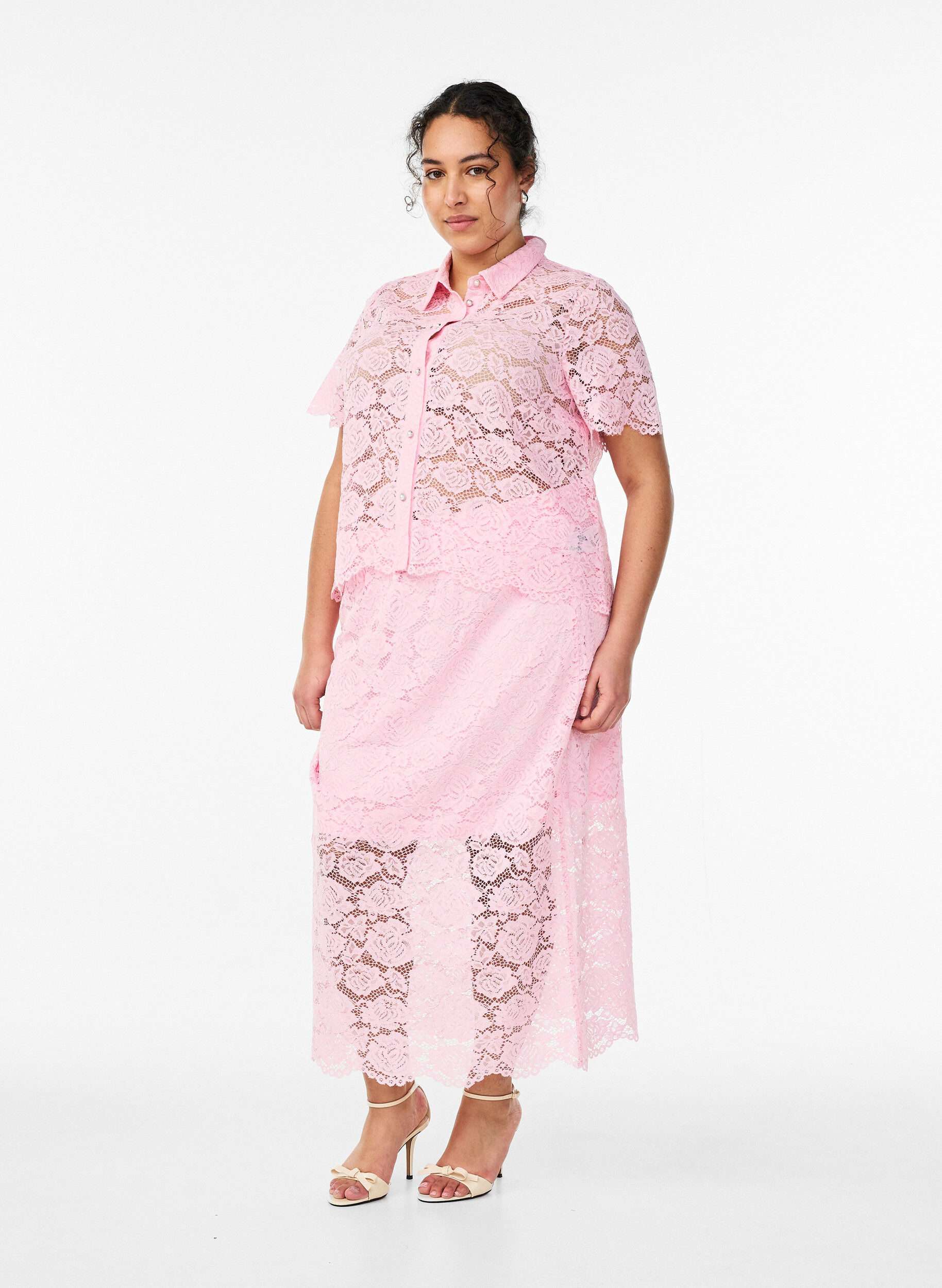 Kanten midirok met een elastische tailleband, Roze, Model