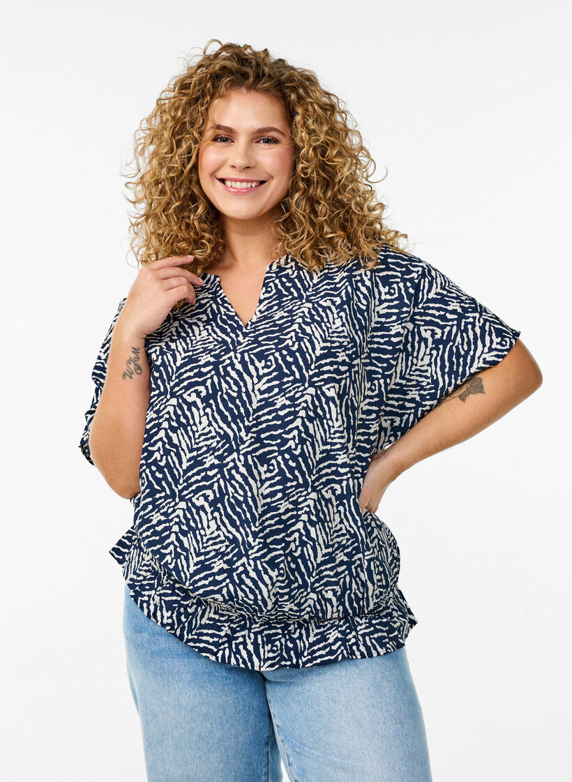 Blouse met korte mouwen en een rucherand, Blauw, Model image number 0