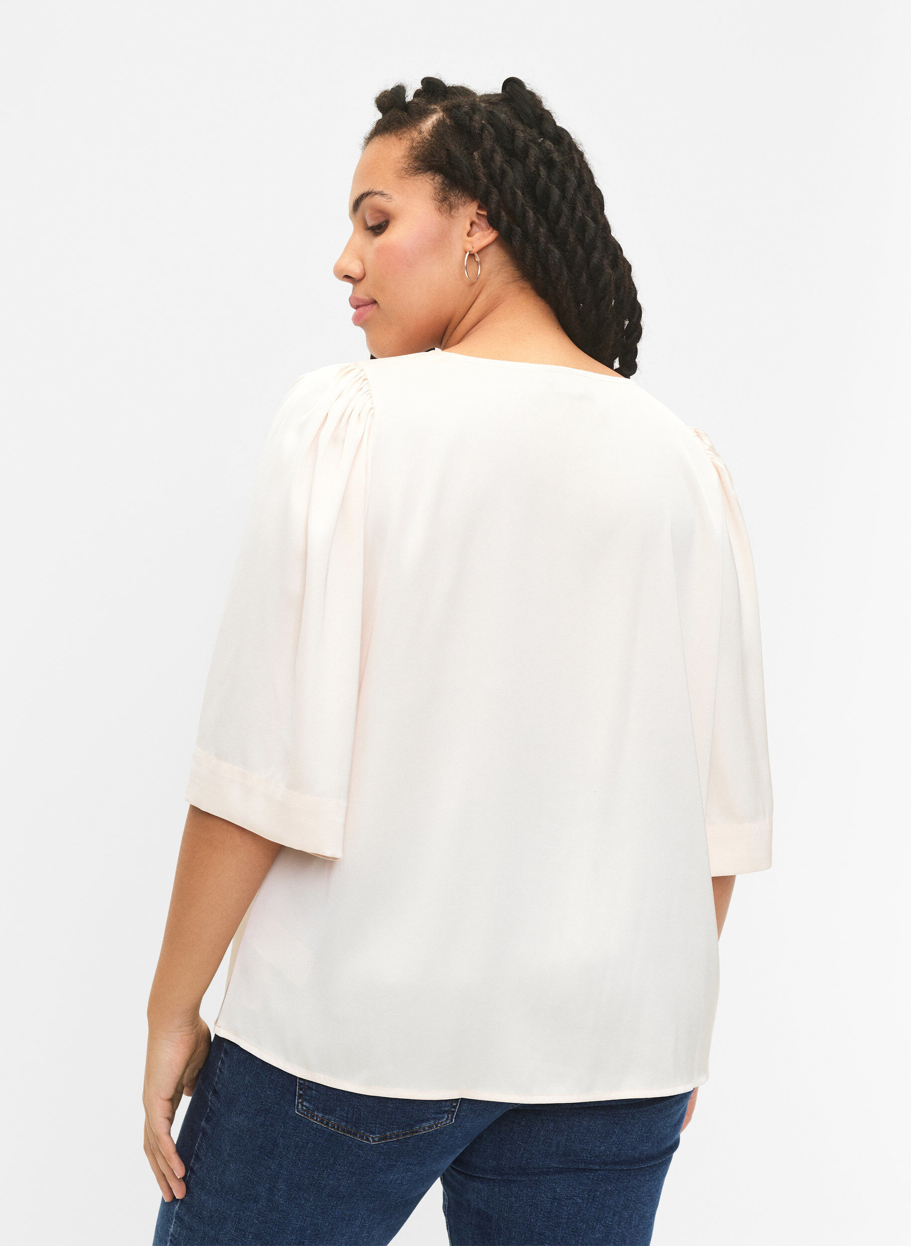 Zizzi Satijnen blouse met halflange mouwen, Champagne, Model image number 1