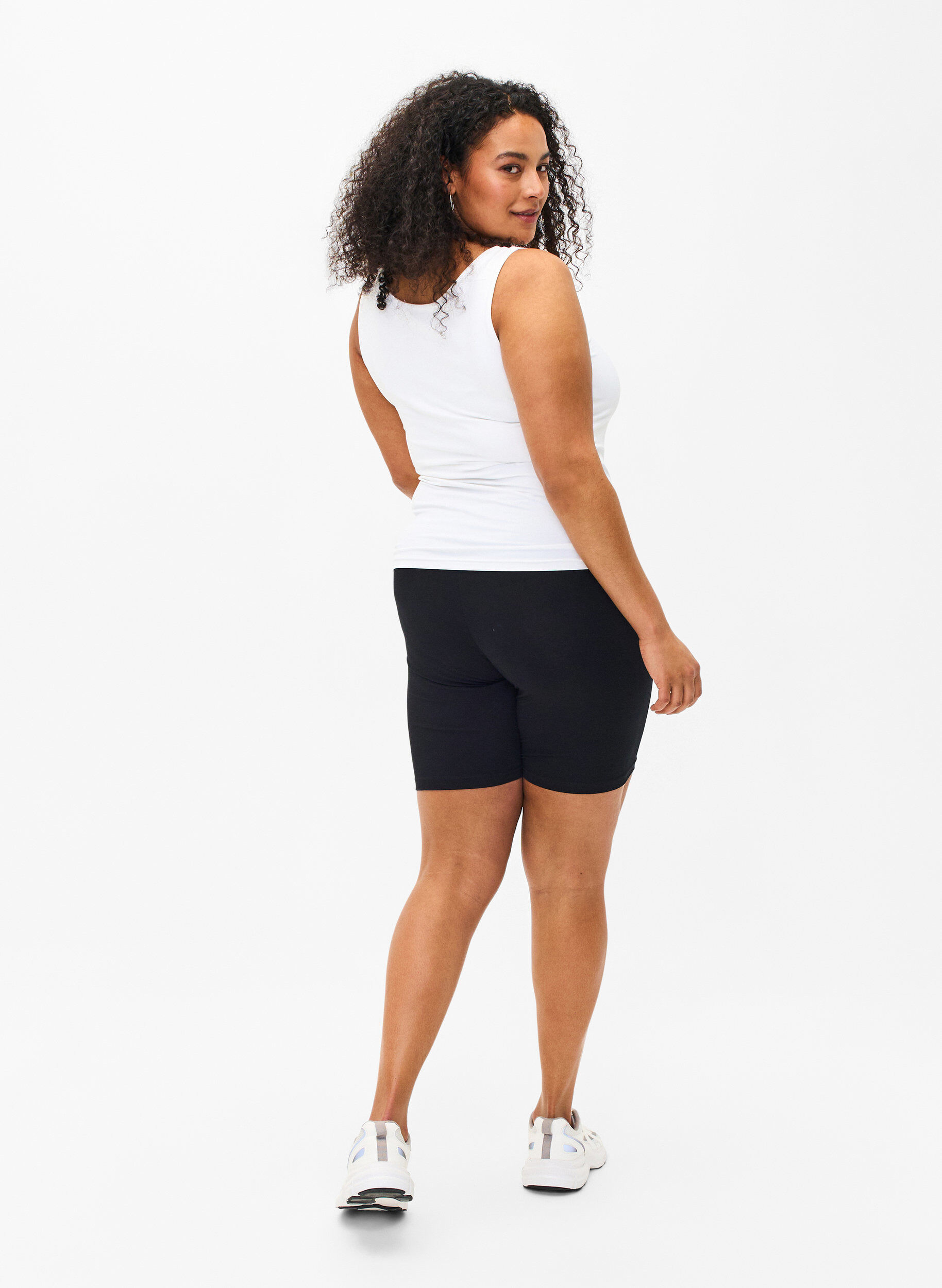 Zizzi FLASH - verpakking met 2 Legging shorts, Zwart, Model image number 2