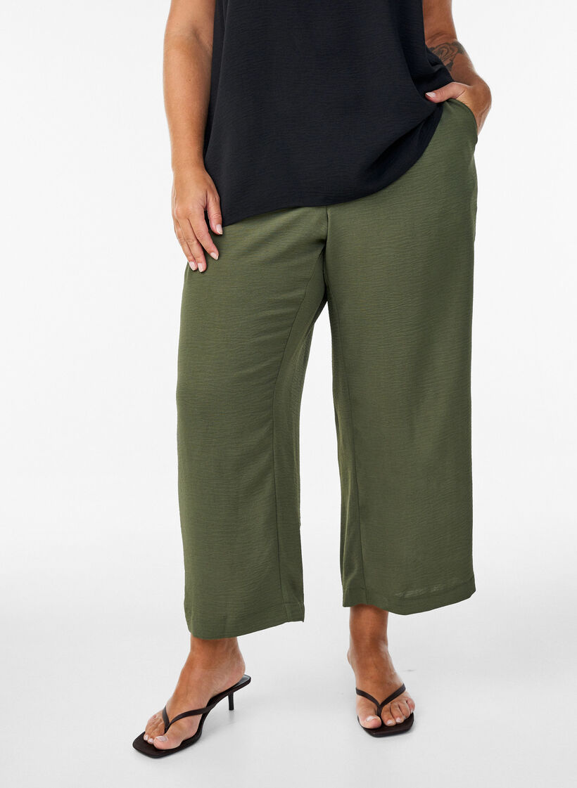 High-waist culottes met een elastische achterkant, Groen, Model image number 2