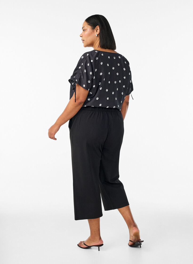 7/8 broek met losse pasvorm, Zwart, Model image number 2