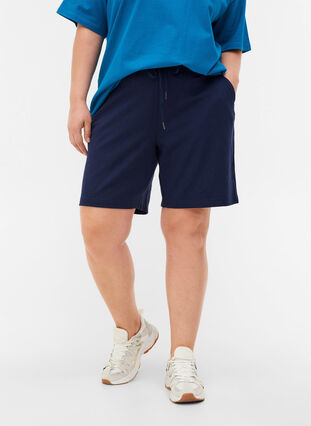 Effen shorts met zakken, Navy Blazer, Model image number 2