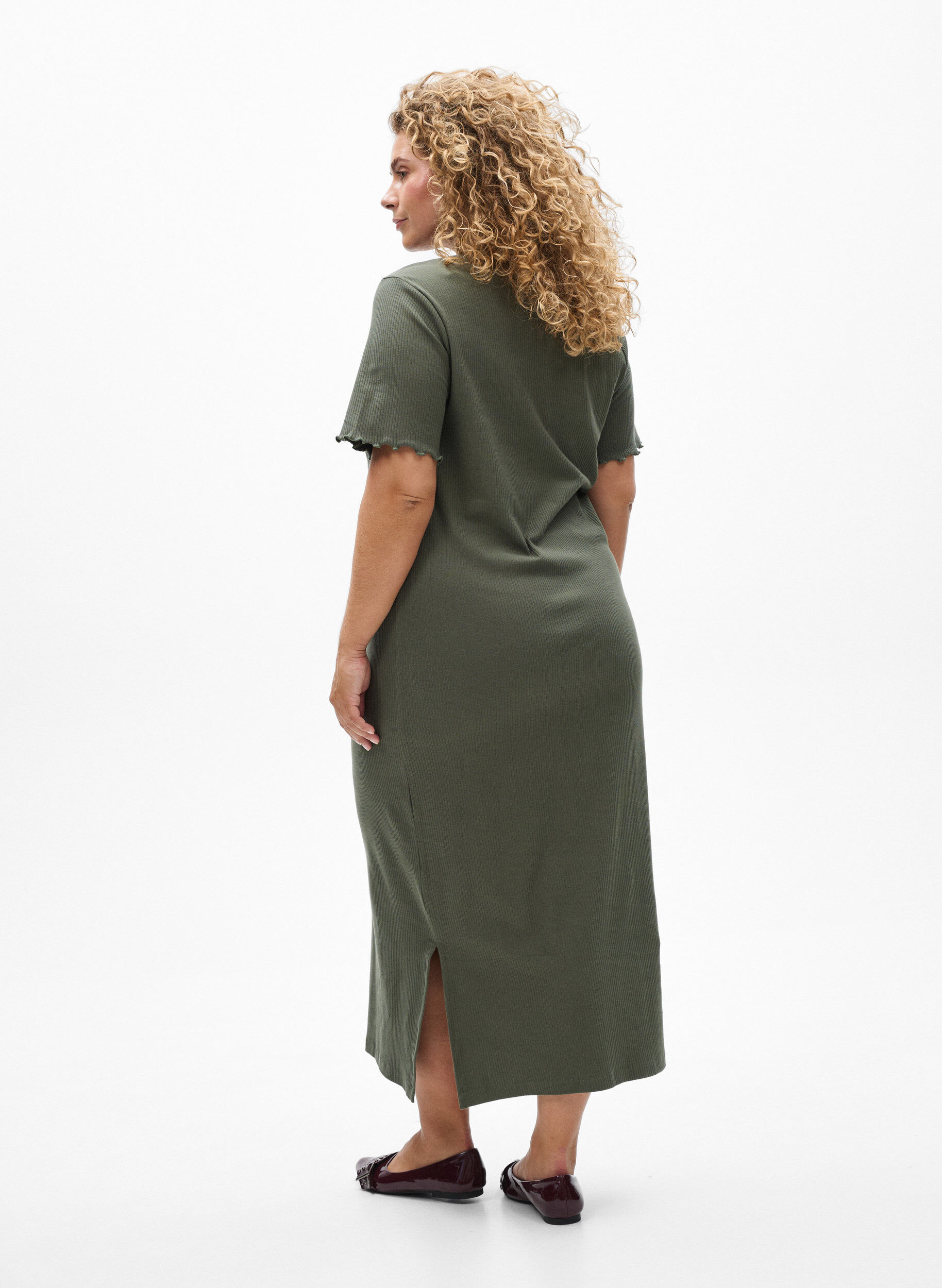 Zizzi Maxi jurk in jersey met korte mouwen, Groen, Model image number 1
