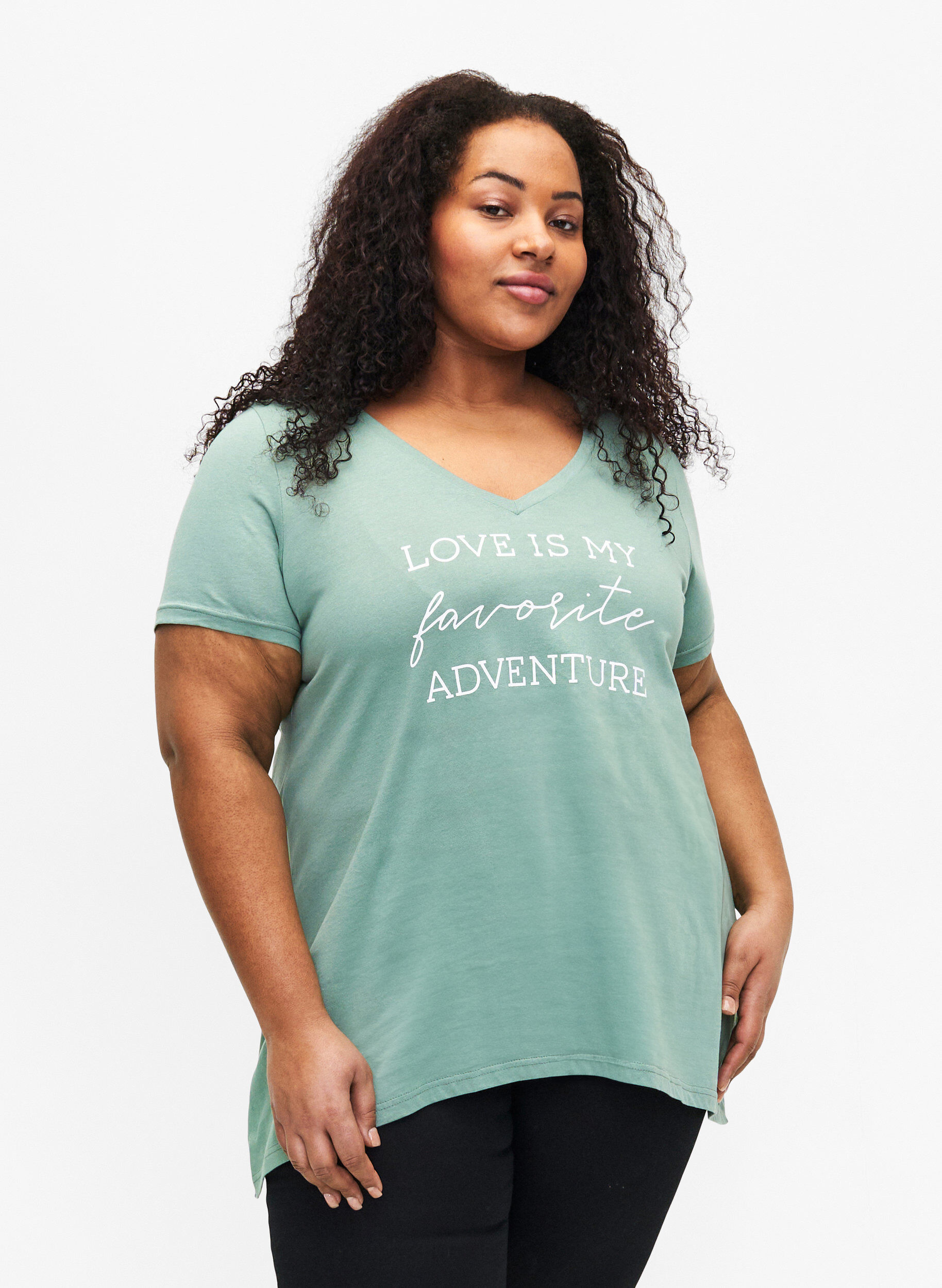 Zizzi Katoenen T-shirt met korte mouwen, Chinois G. W. Love, Model image number 0