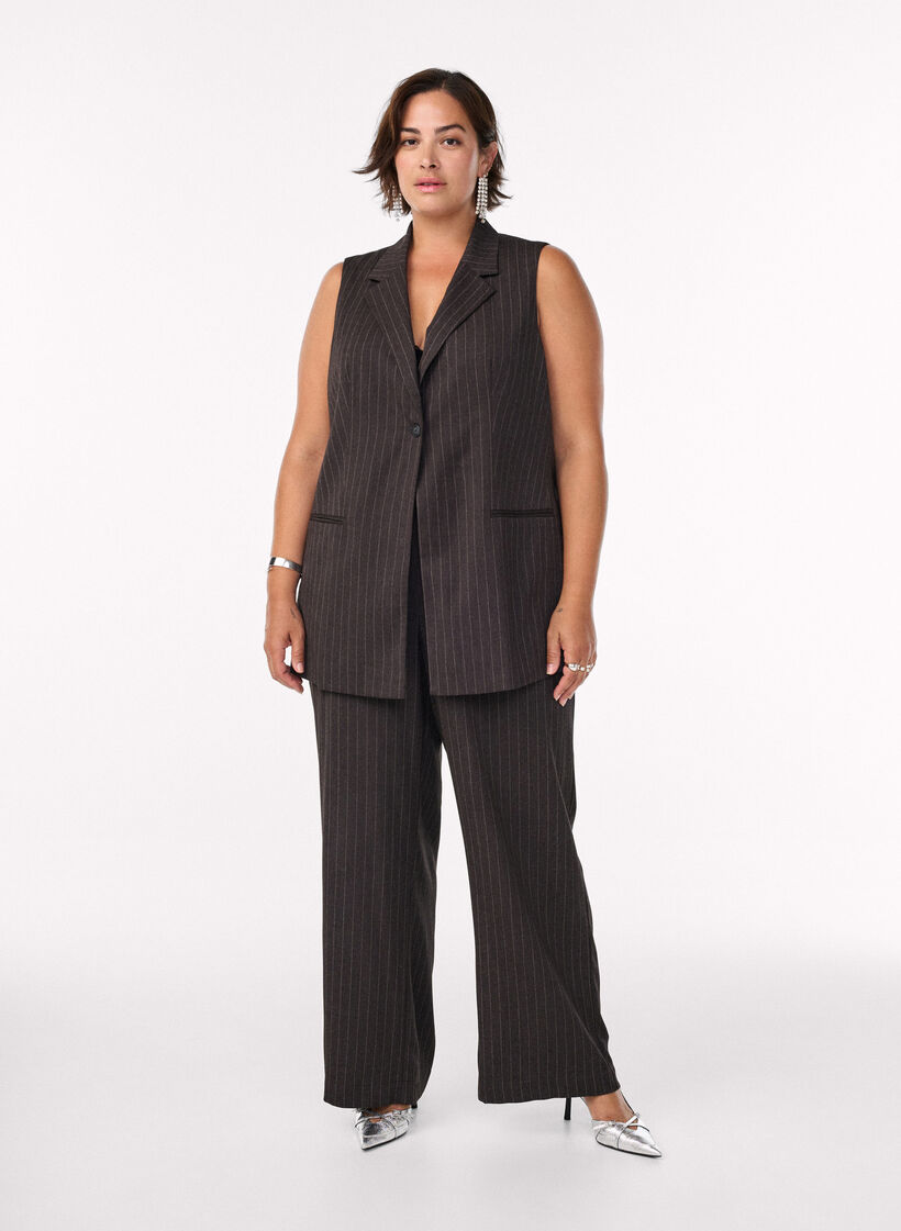 Gilet met krijtstreep en revers, Bruin, Model image number 1