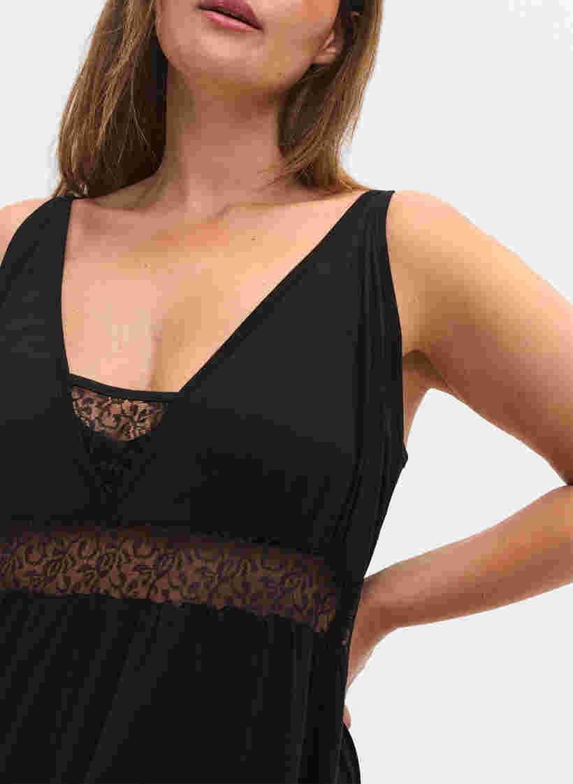 Viscose pyjama jurk met kanten details, Black, Model image number 2