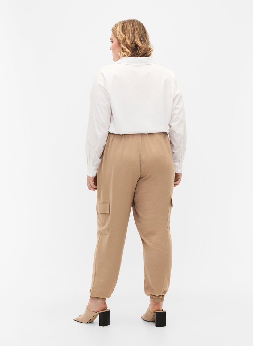 Effen broek met grote zakken, Nomad, Model image number 1