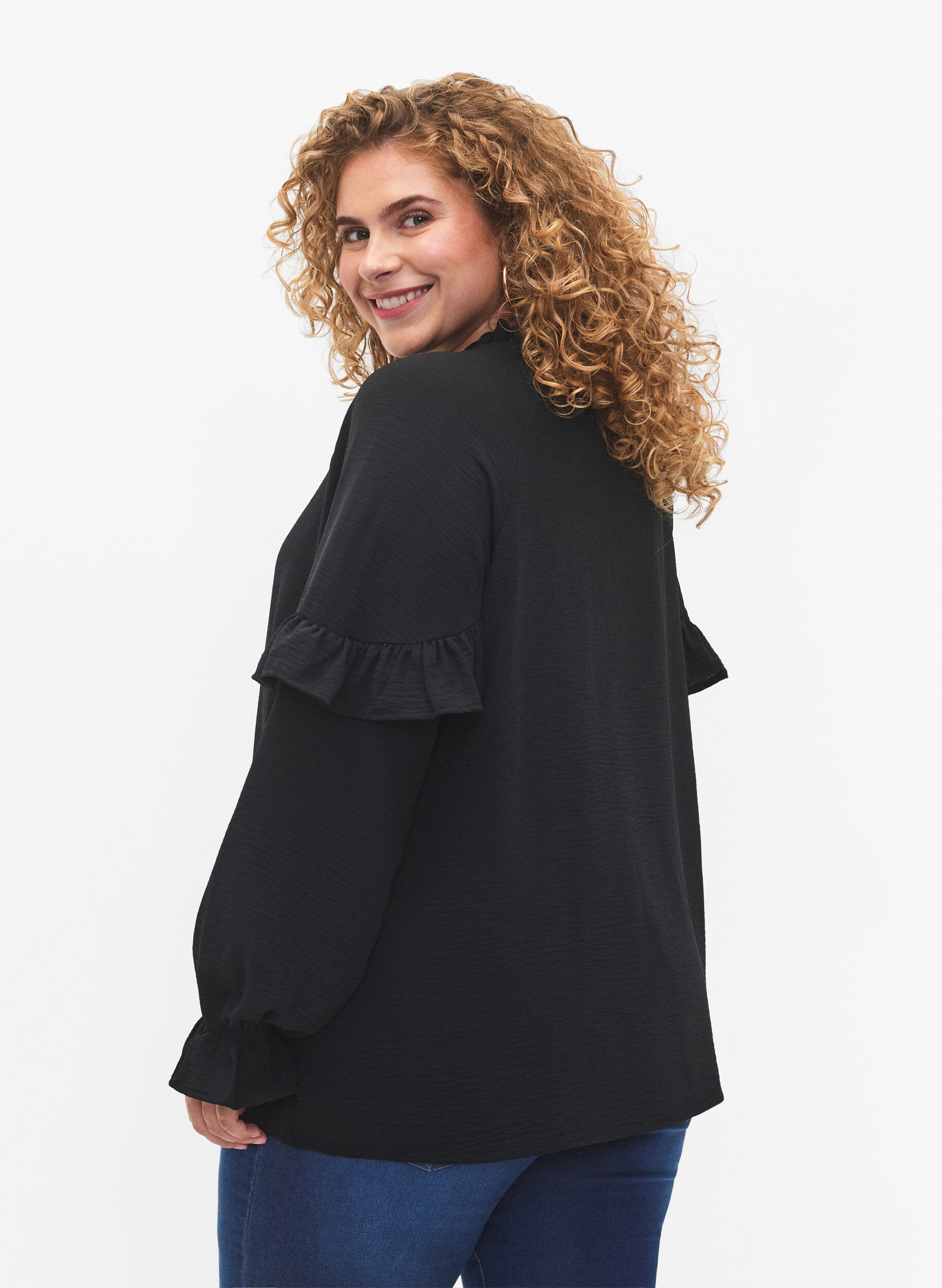 Zizzi Blouse met ruches en knopen, Black, Model image number 1