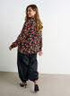 Blouse met all-overprint en korte knoopsluiting, Roze, Model image number 2