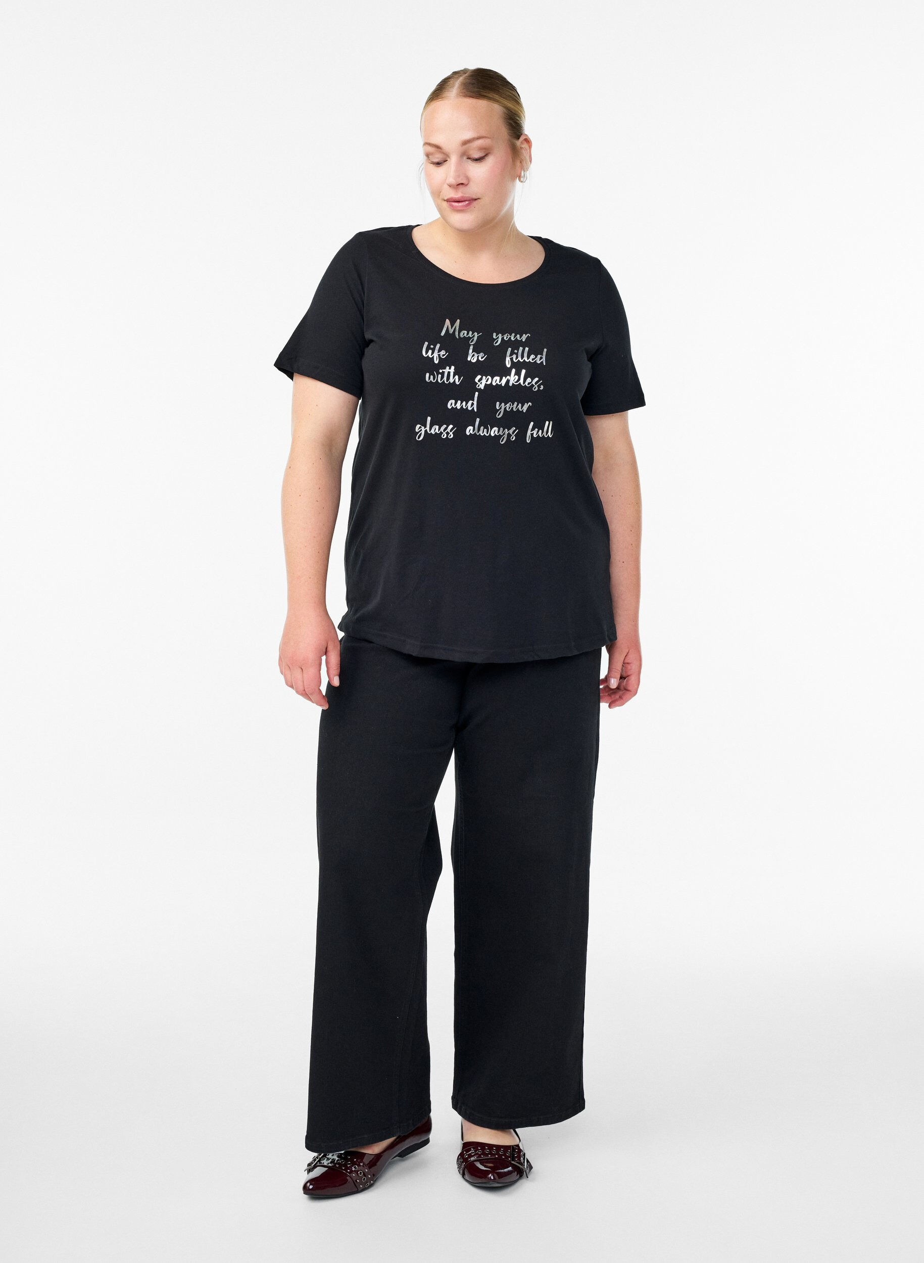 Zizzi FLASH - T-shirt met motief, Zwart, Model image number 1