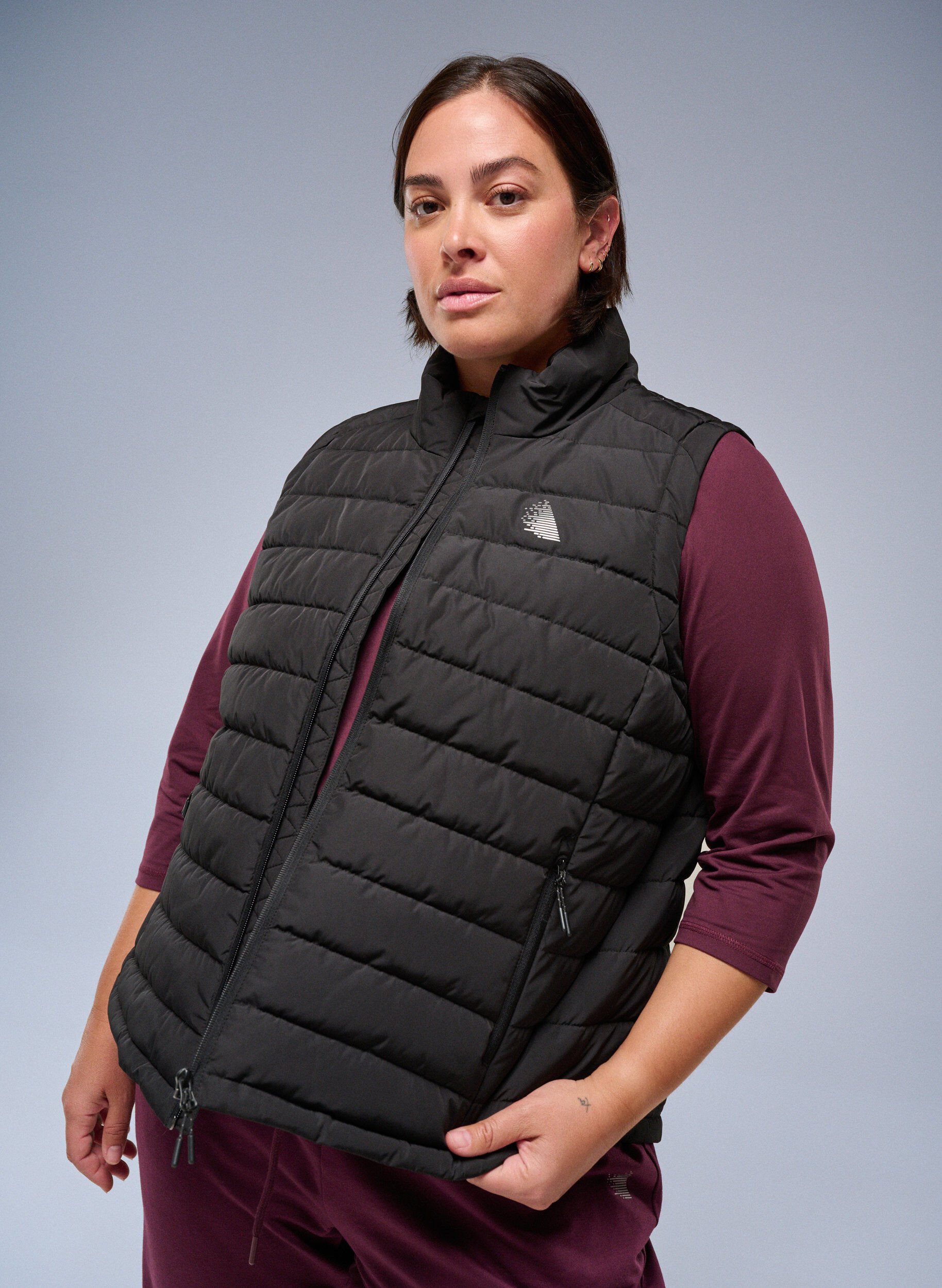 Zizzi Sportief gewatteerd vest met ritssluiting en zakken, Zwart, Image image number 0