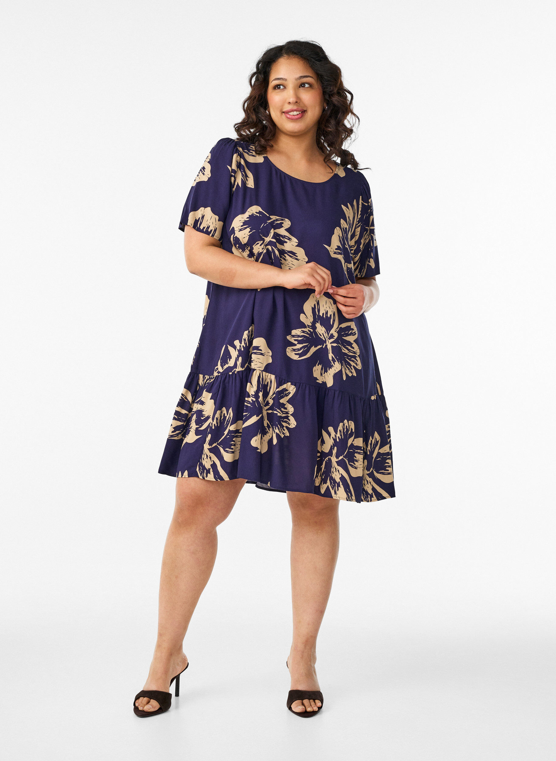 ZizziJurk van viscose met coupenaad, Blauw, Model image number 1