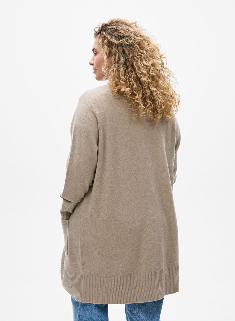 Geribd gebreid vest met zakken, Beige, Model image number 2