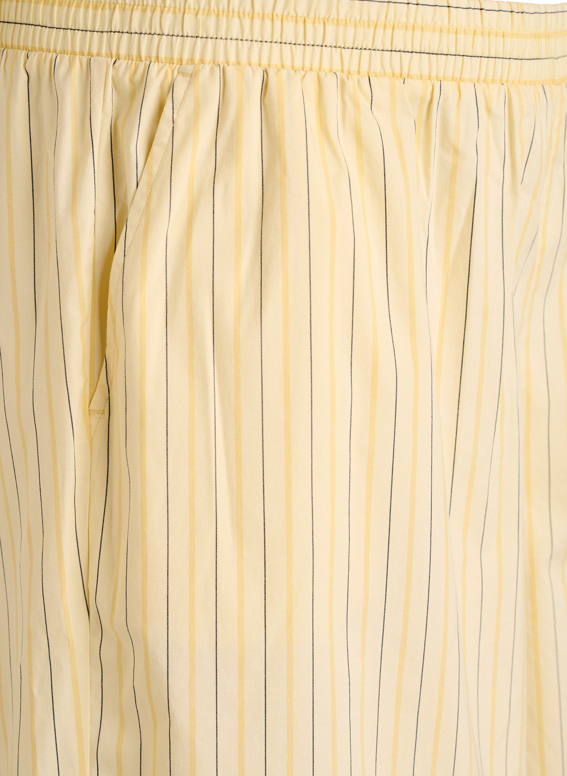 ZizziGestreepte shorts met een hoge taille en los pasvorm, Geel, Packshot image number 2