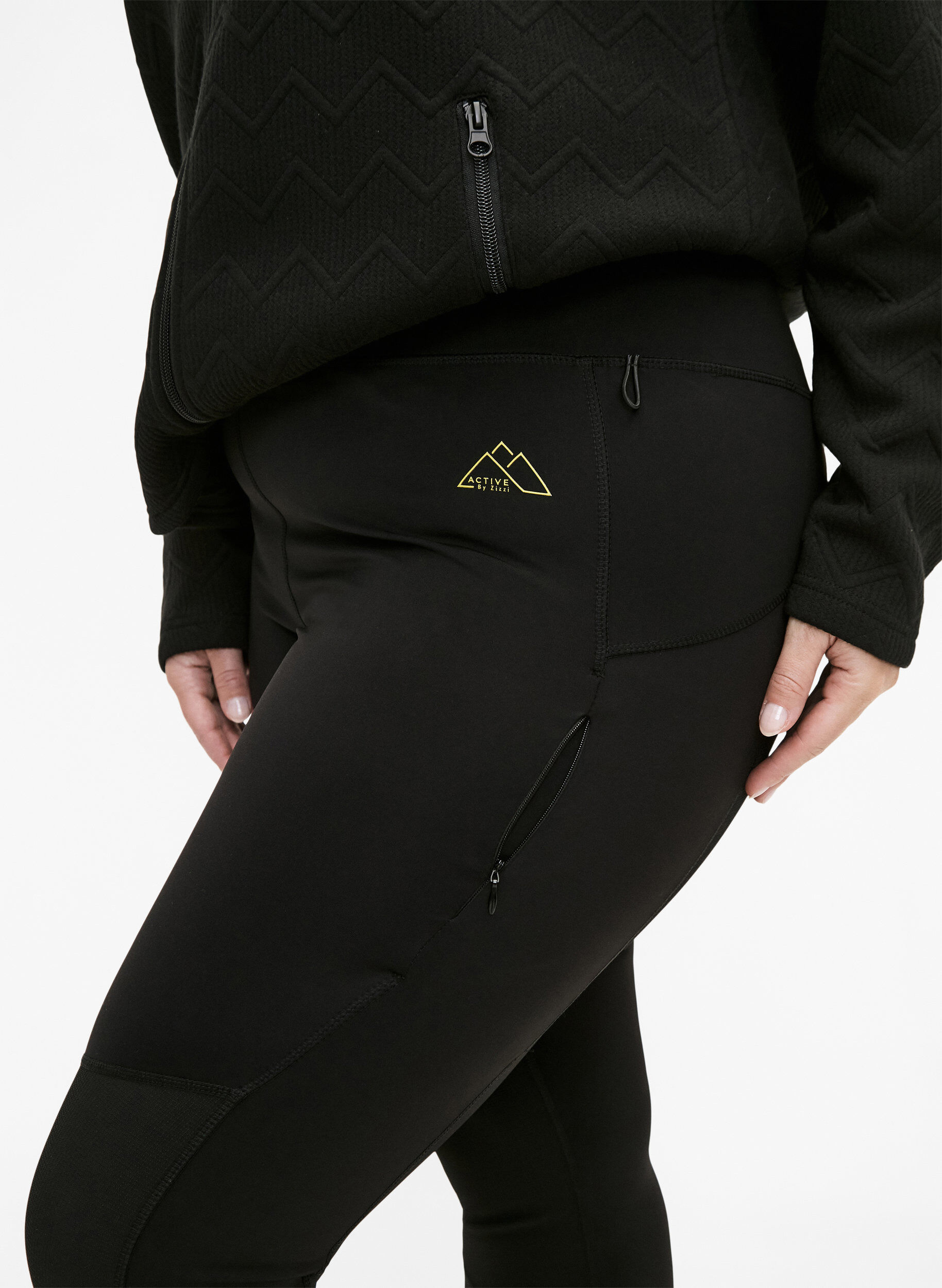 Zizzi Rekbare en duurzame trainingleggings met zakken, Black, Model image number 2