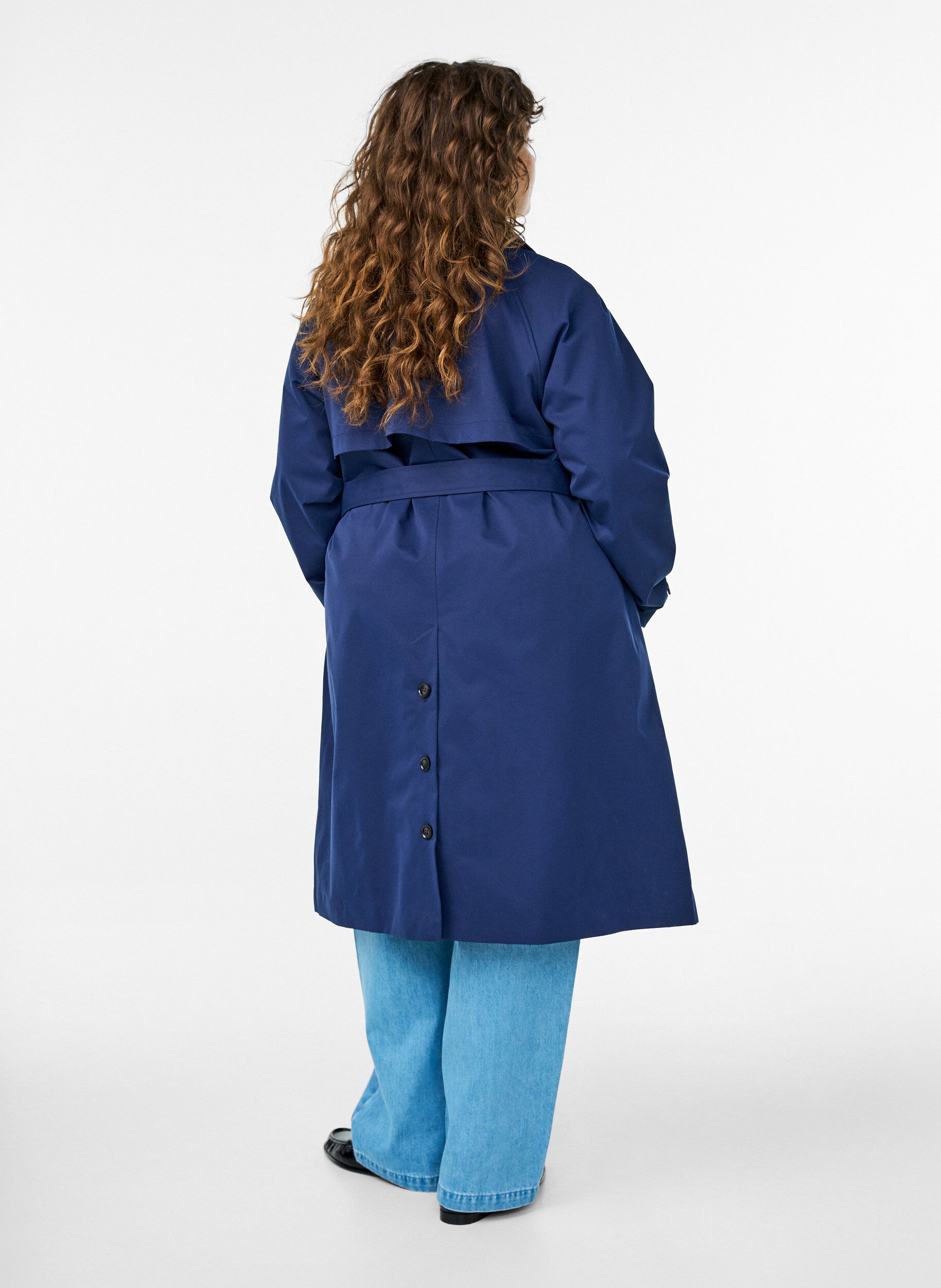 Zizzi Trenchcoat met riem en splits, Blauw, Model image number 1