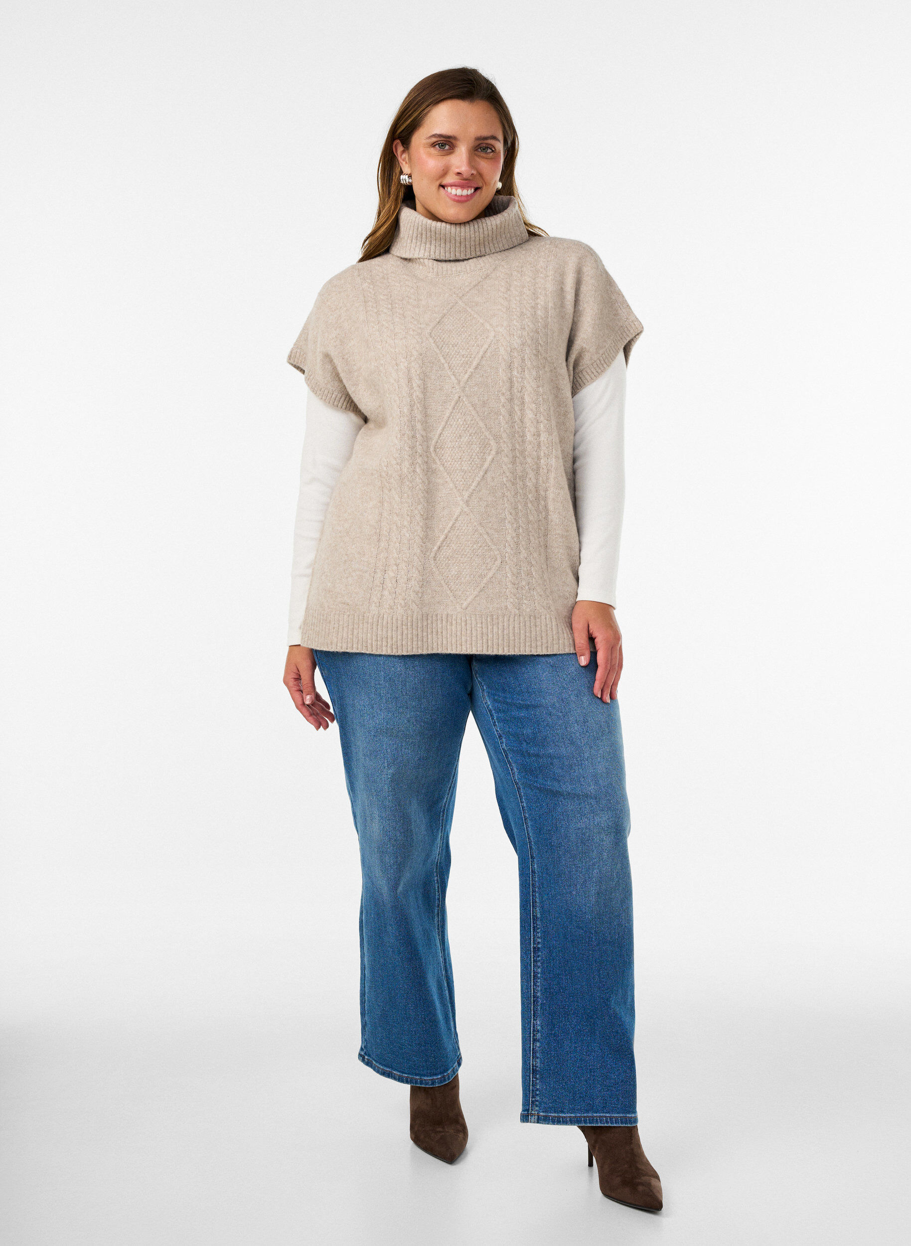 ZizziGebreid vest met col en kabelpatroon, Beige, Model image number 1