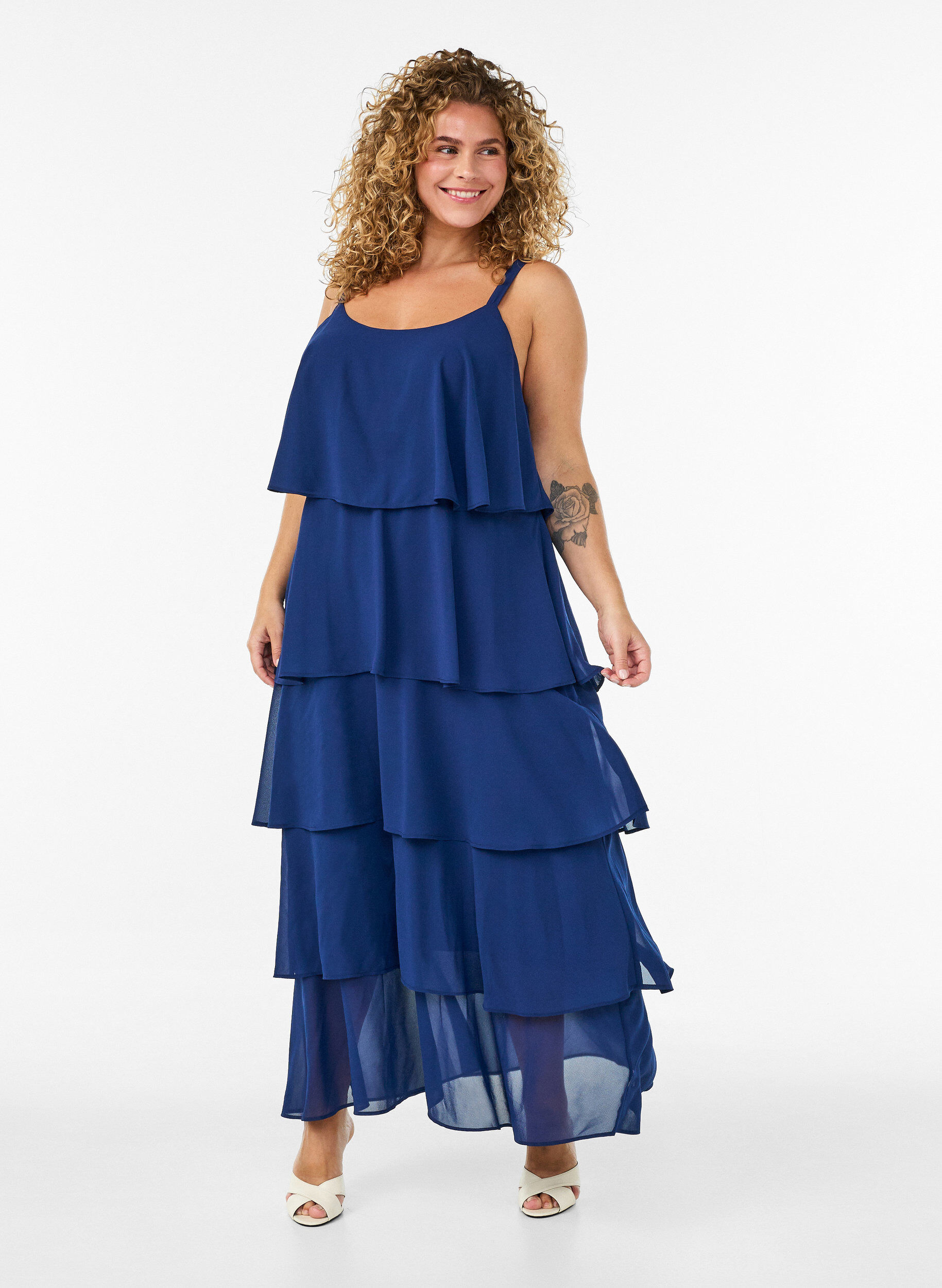 ZizziMaxi jurk met ruches en afneembare cape, Blauw, Model image number 0