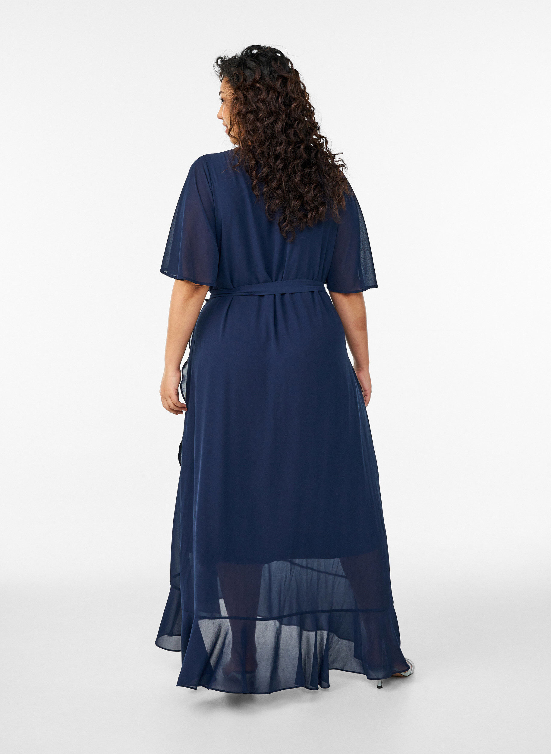 Zizzi Chiffon maxi-jurk met een V-hals en ruches aan de zoom, Blauw, Model image number 1