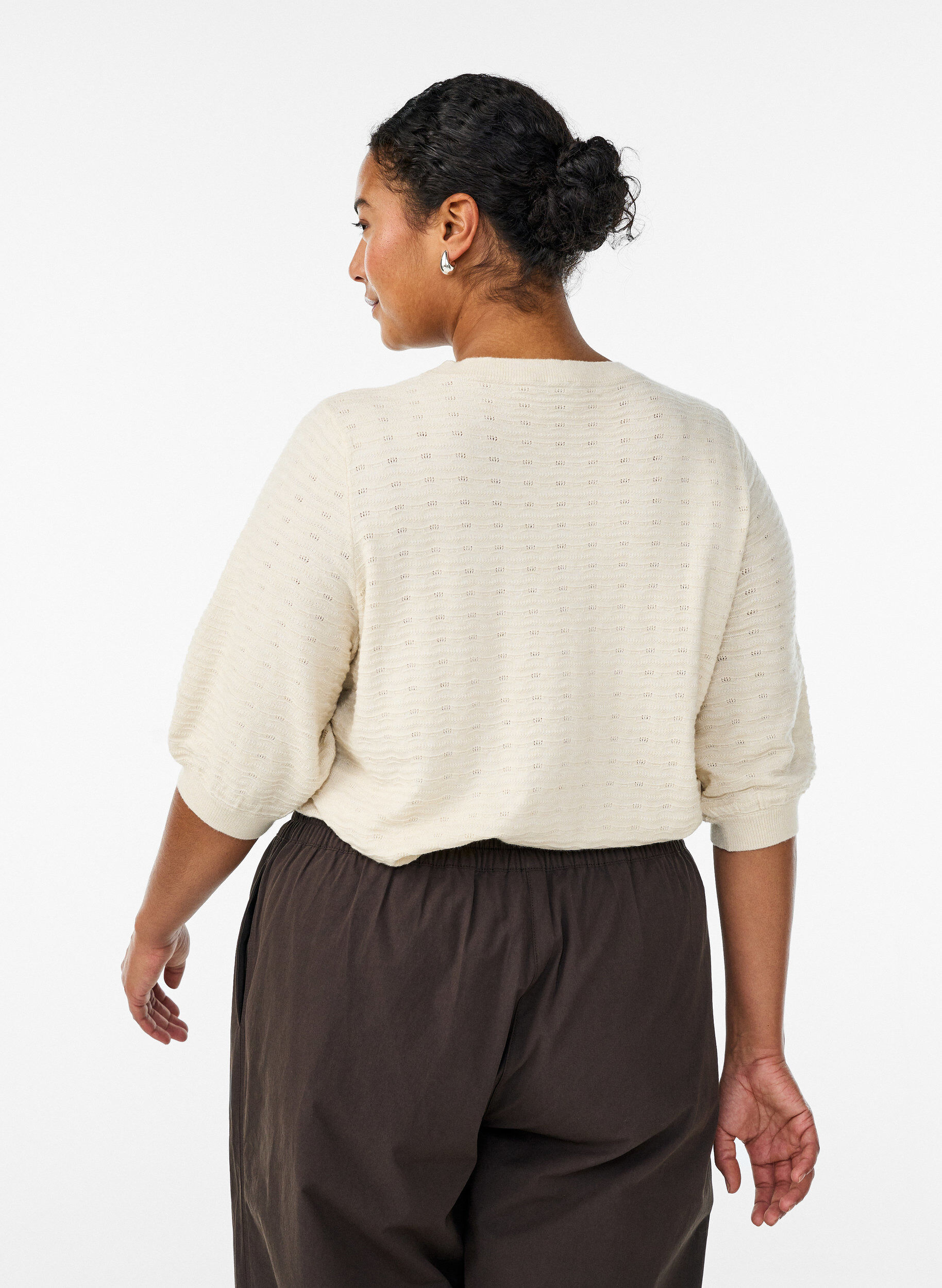 Zizzi Gebreide blouse met structuurpatroon en korte mouwen, Beige, Model image number 2