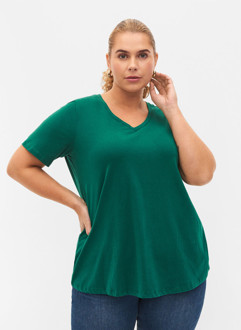 Basic t-shirt in effen kleur met katoen, Evergreen, Model image number 0