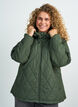 Licht gewatteerd jack met diamant-quilt, Groen, Model image number 0