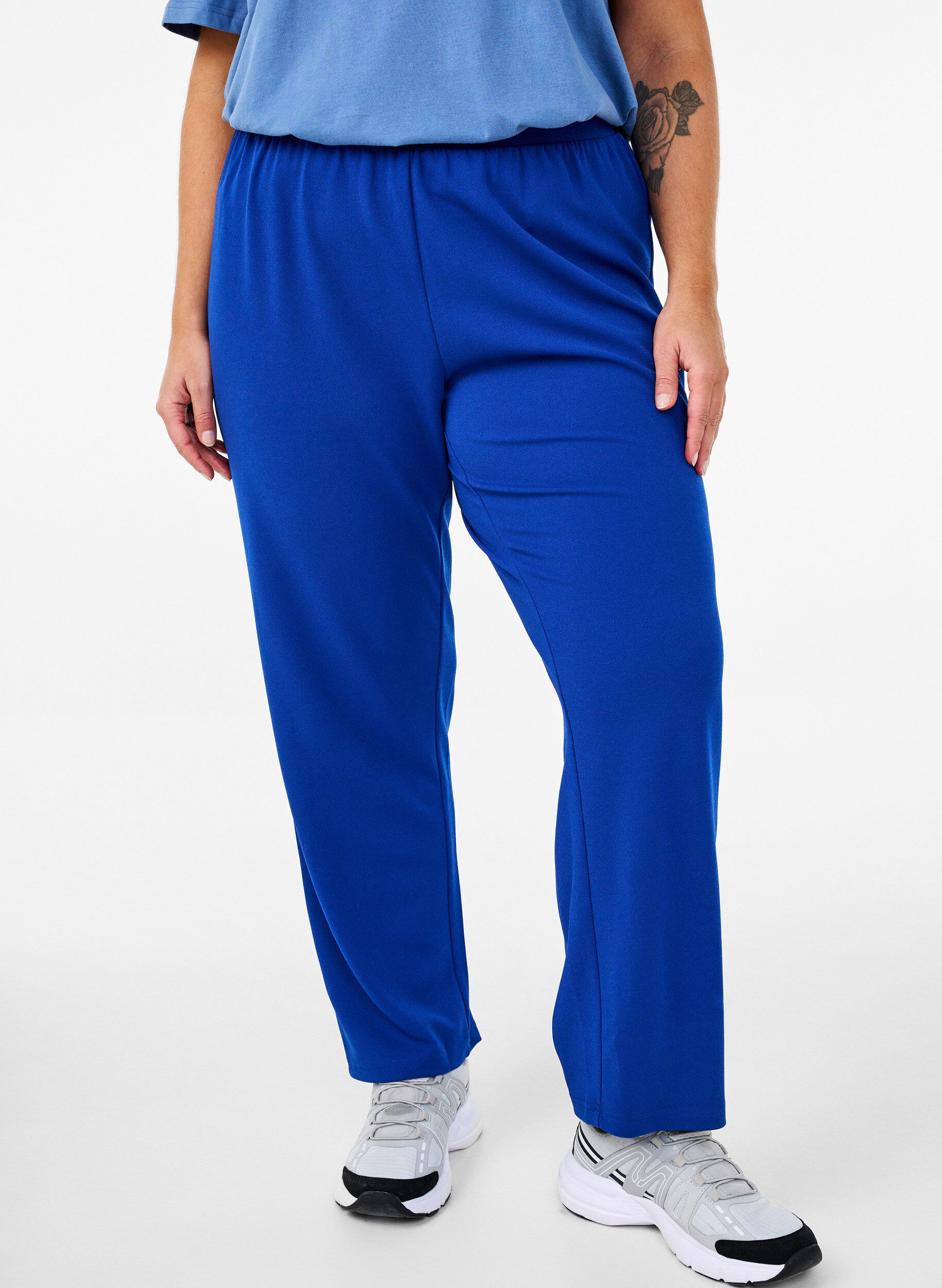Zizzi Broek met rechte pasvorm, Blauw, Model image number 2