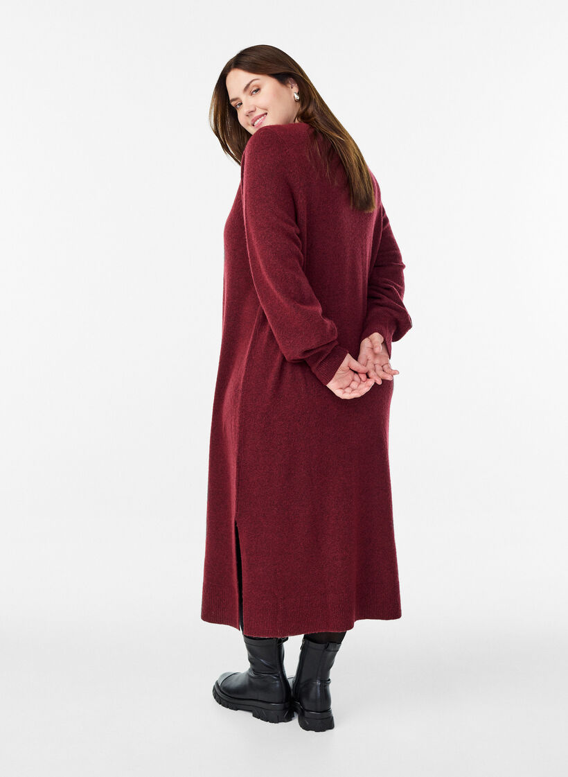 Gebreide jurk met lange mouwen en V-hals, Rood, Model image number 1