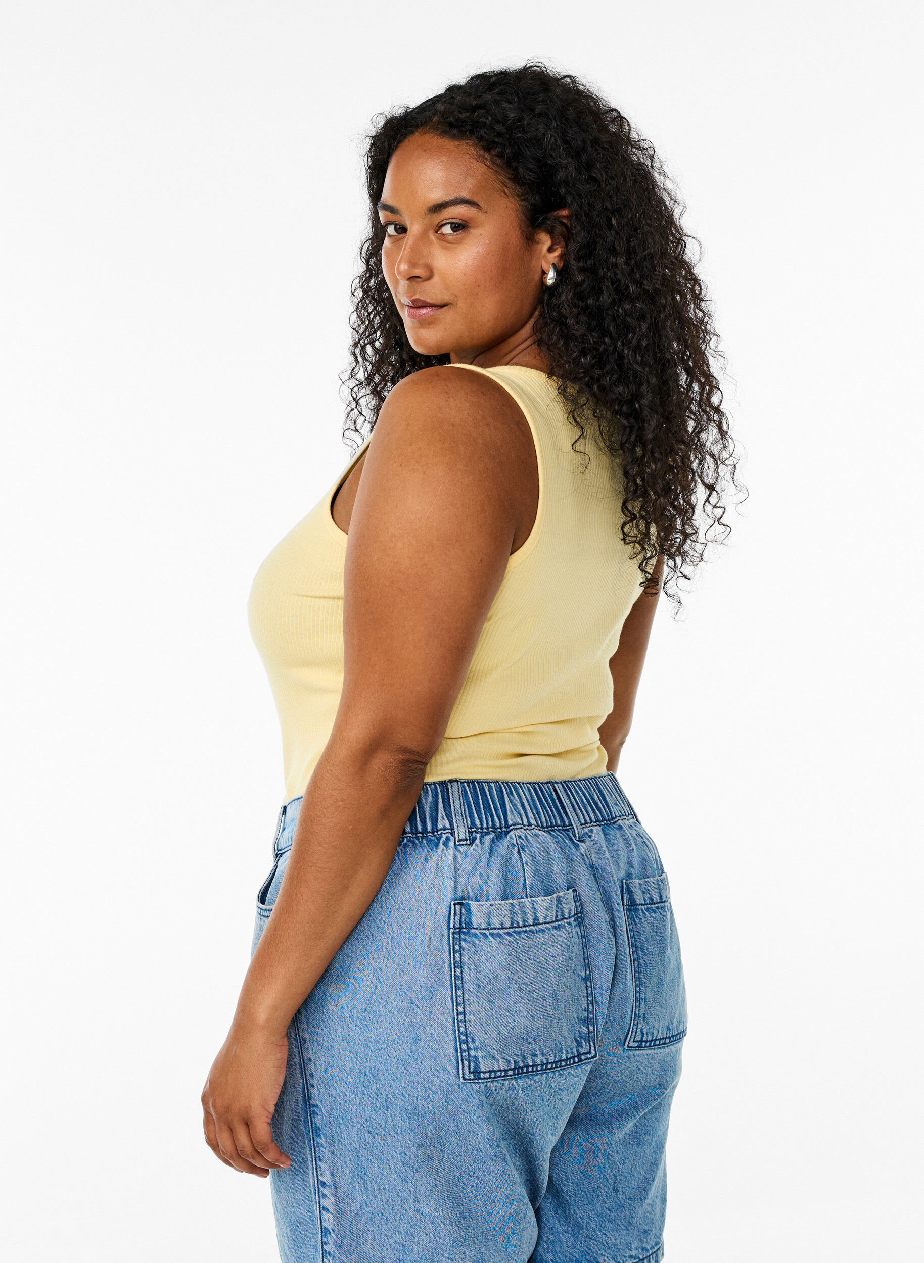 Zizzi Tanktop met strass steentjes en slanke pasvorm, Geel, Model image number 2