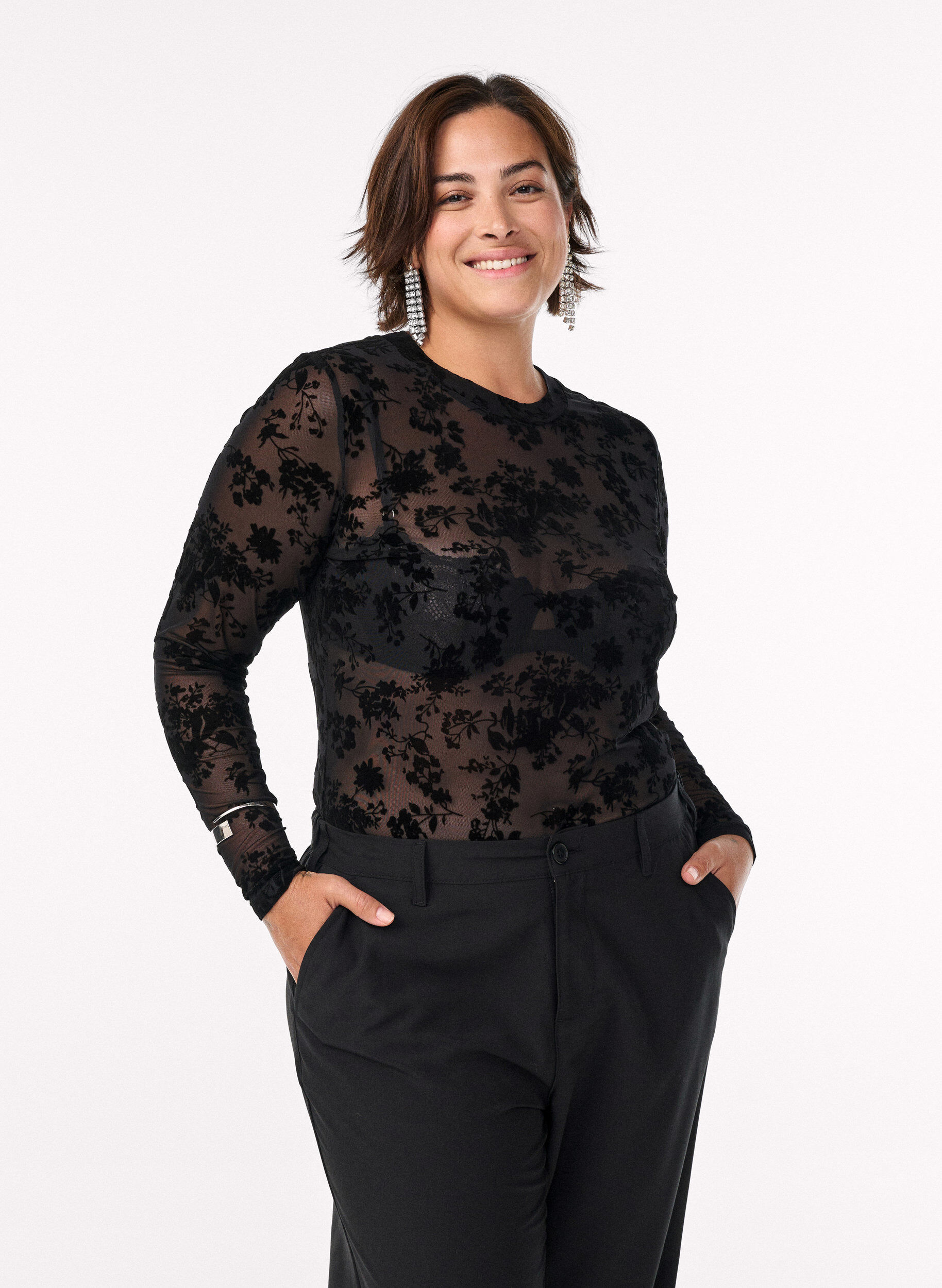 Zizzi Mesh blouse met bloemenpatroon, Zwart, Model image number 0
