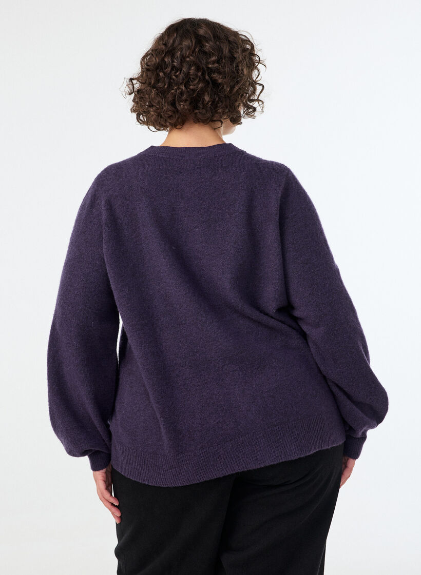 Cardigan in zacht breisel met goudkleurige knopen, Paars, Model image number 2