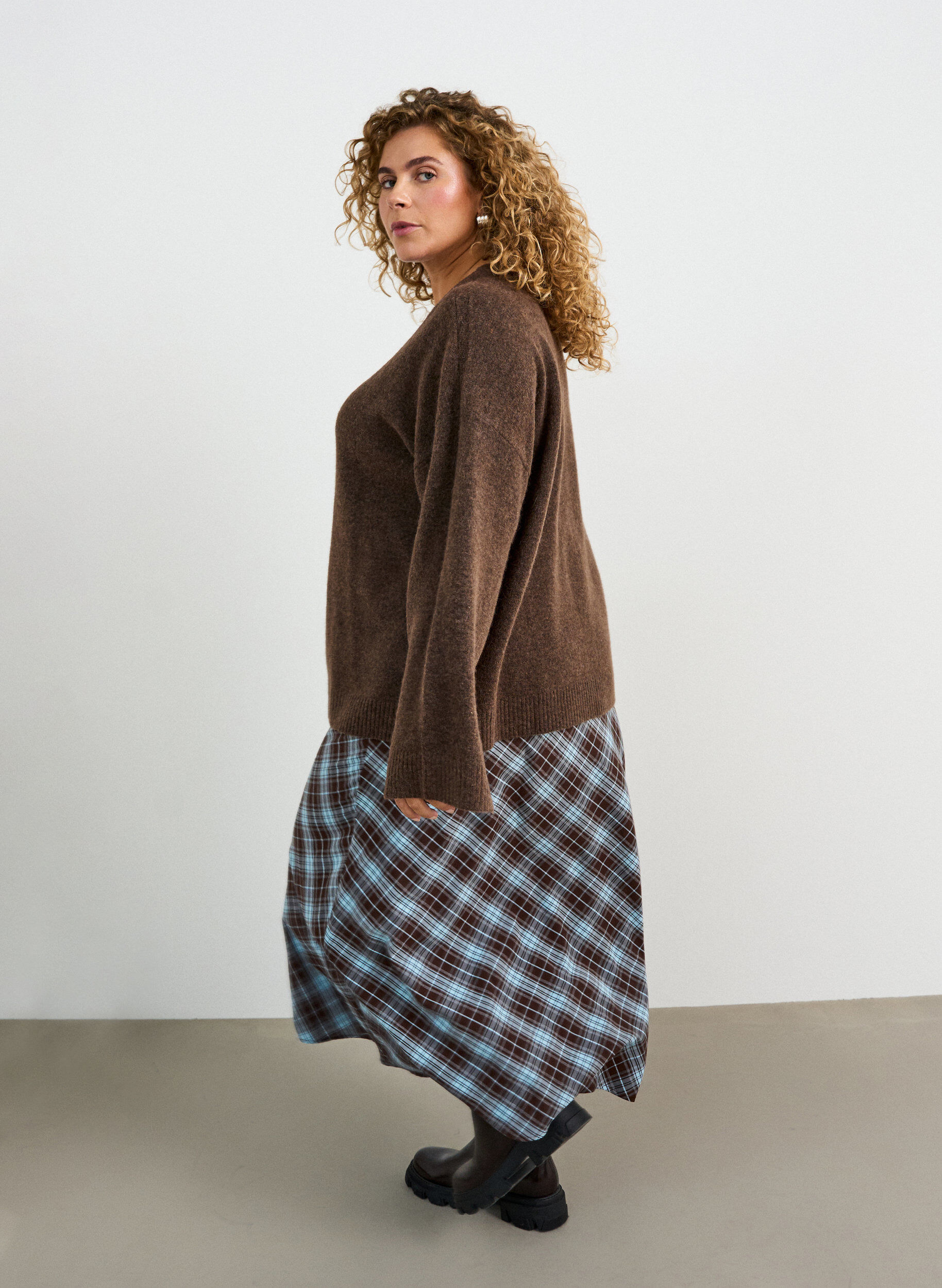 ZizziLosgebreide blouse met alpaca en wol, Bruin, Model image number 2
