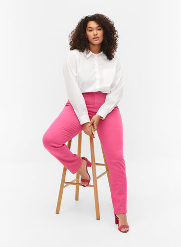 Emily jeans met normale taille en slanke pasvorm, Shock. Pink, Model image number 2