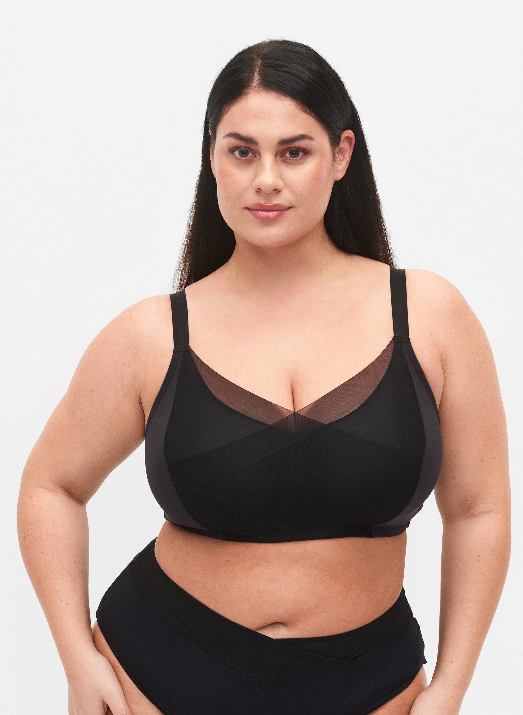 Zizzi Beha met mesh en padded cups, Black, Model image number 0