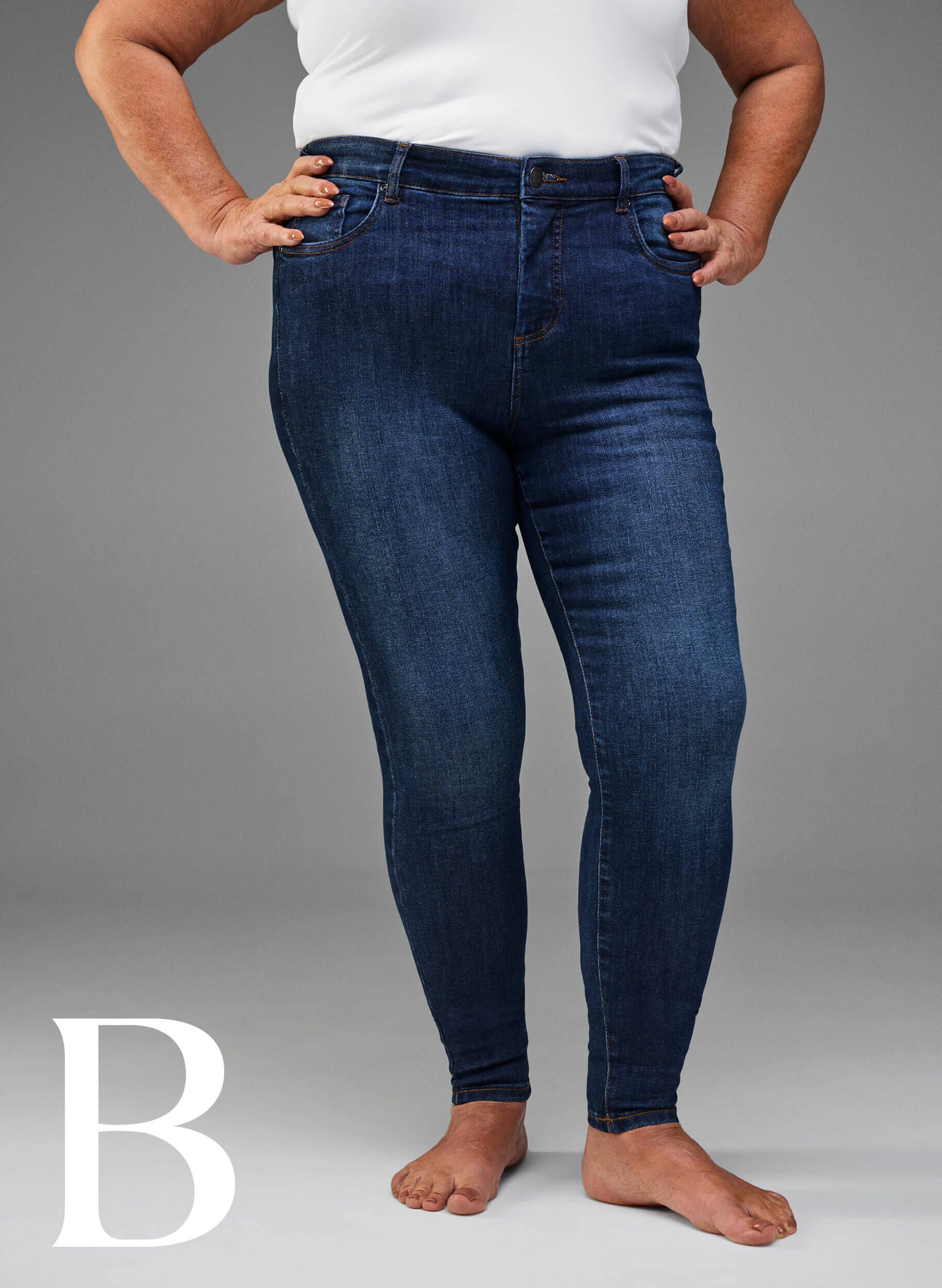 Zizzi Super smalle jeans met hoge taille, Dark Blue, Model image number 4