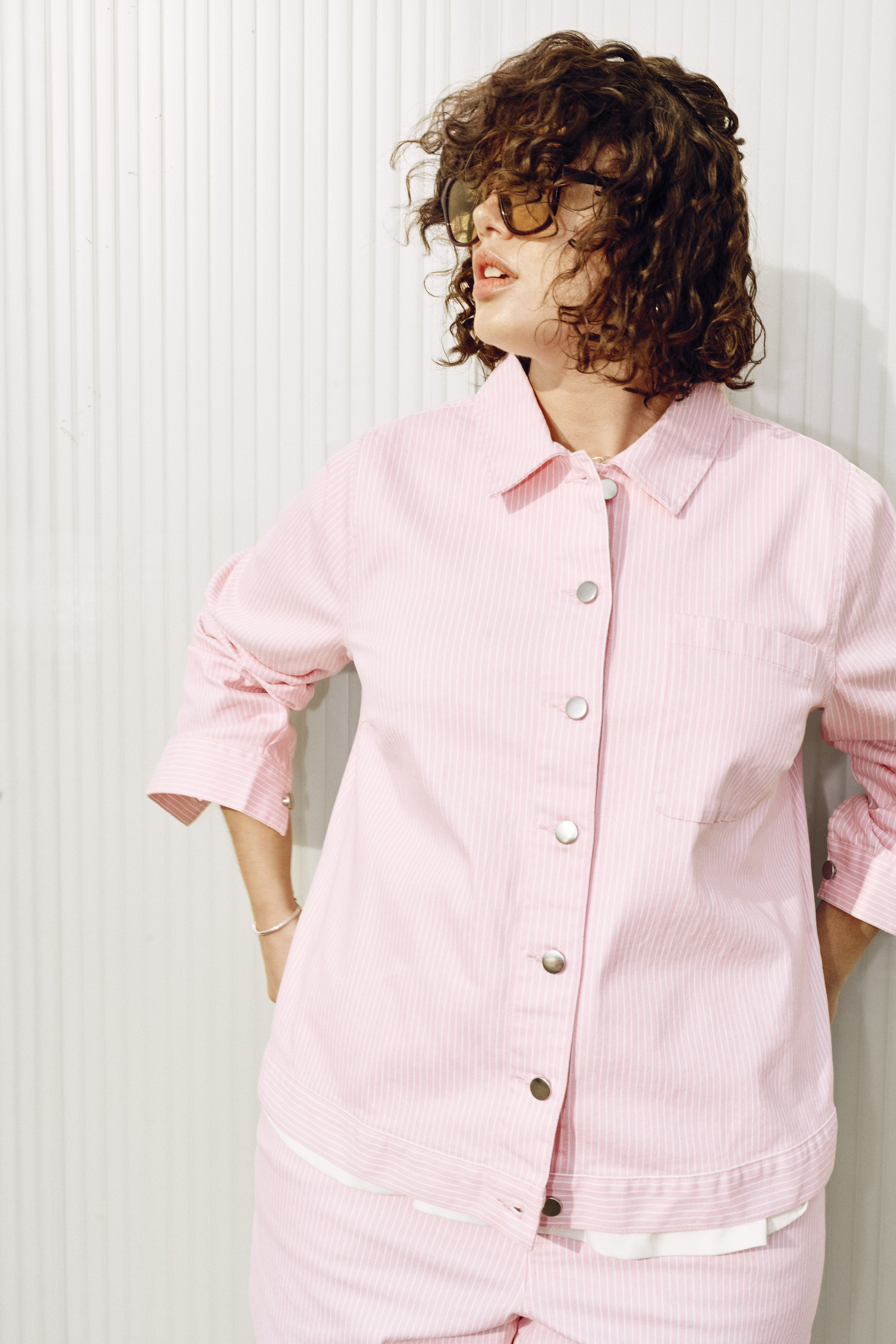 Zizzi Gekleurde denim met strepen, , Model