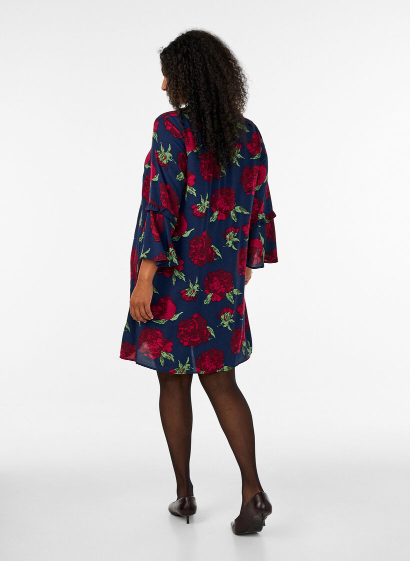 Bloemenjurk in viscose met ruches, Blauw, Model image number 2