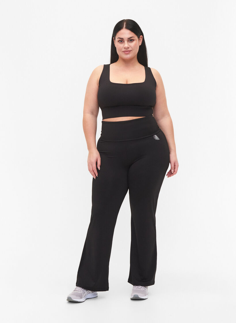 Sportbeha met vierkante halsuitsnijding, Black, Model image number 2