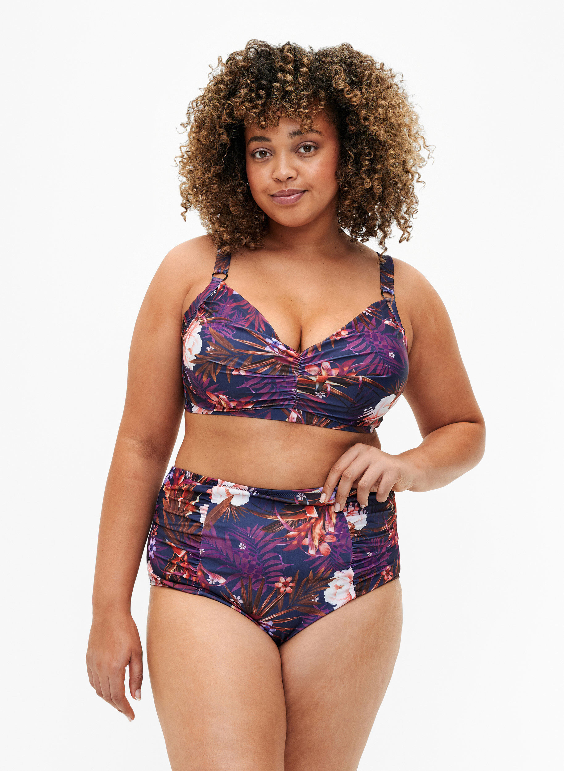 Zizzi Bikinibroekje met bloemen en hoge taille, Paars, Model image number 0