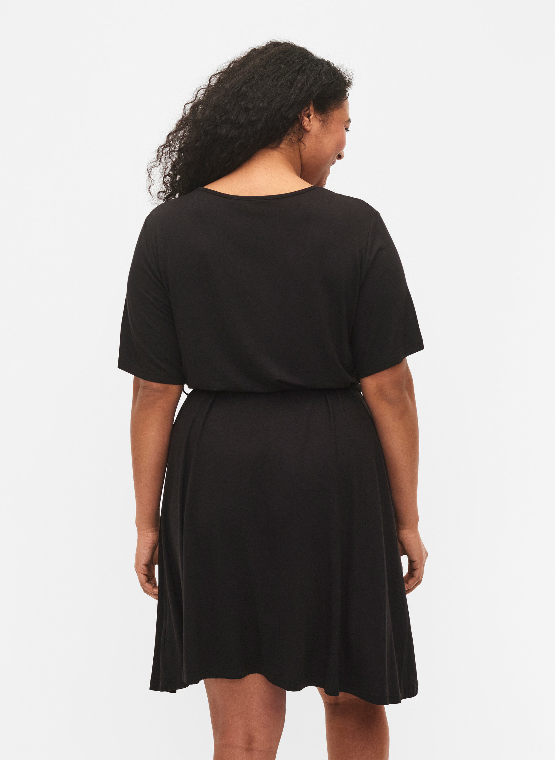 Zizzi Wikkeljurk van viscose met korte mouwen, Black, Model image number 1