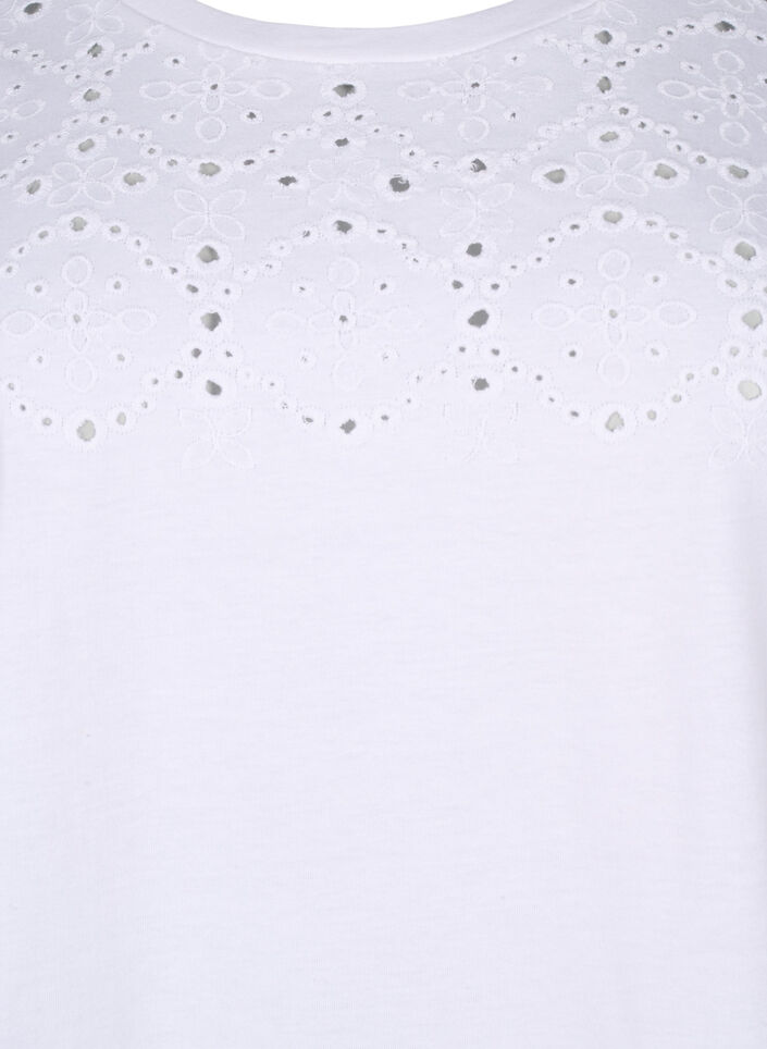 T-shirt van biologisch katoen met Engels borduurwerk, Bright White, Packshot image number 2